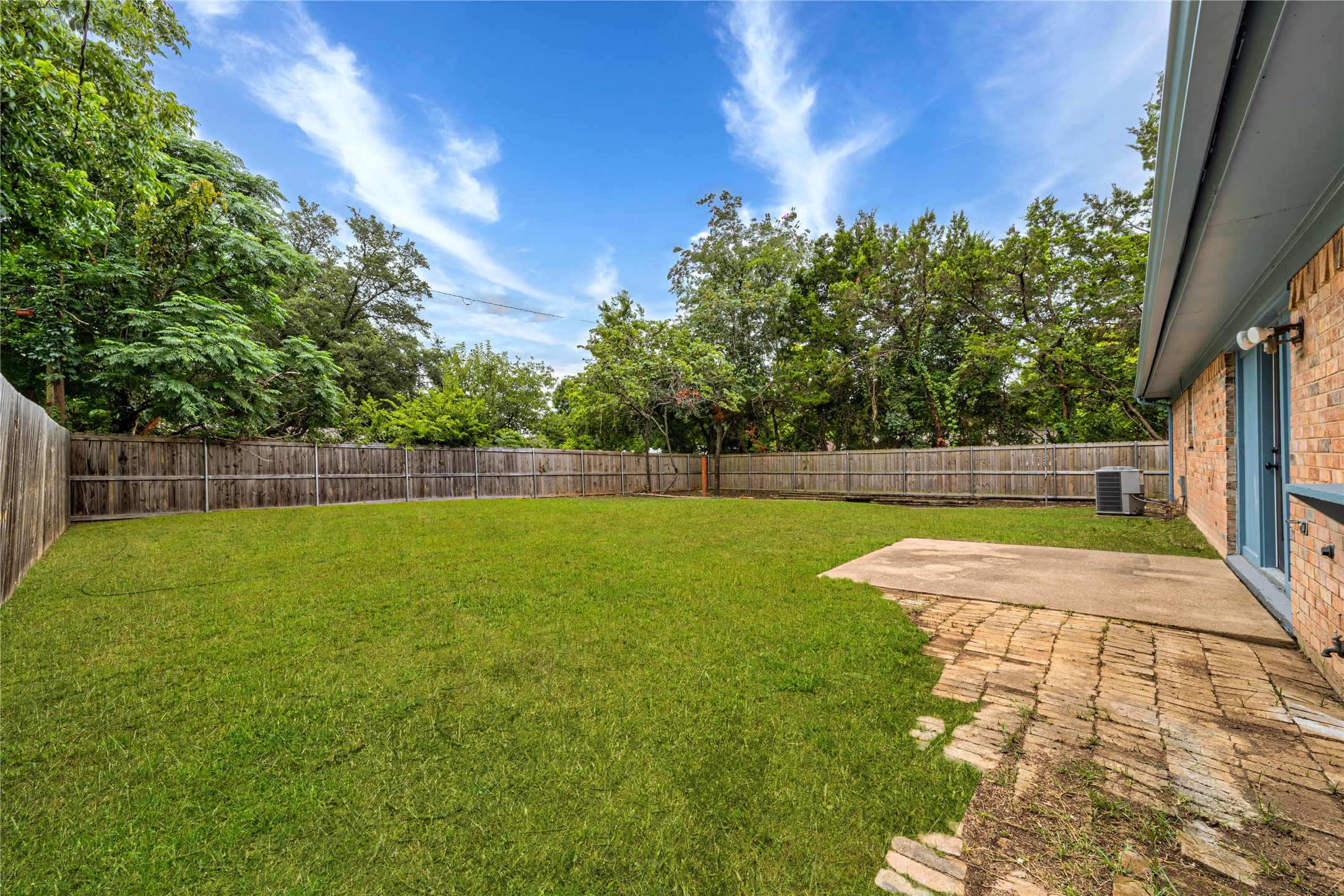 1241 Neptune Drive