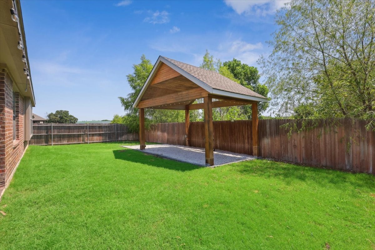 12329 Cedar Knoll Drive