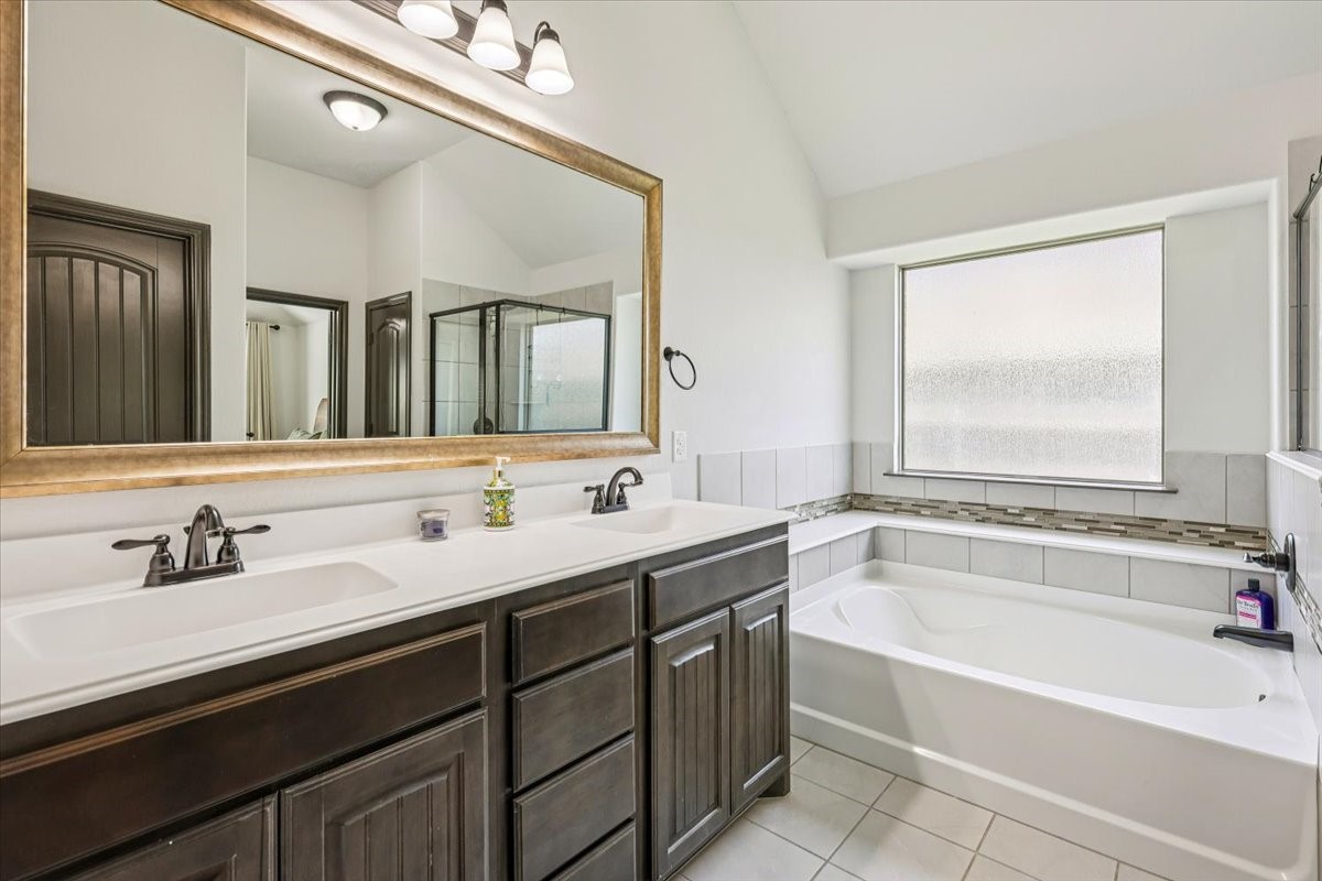 12329 Cedar Knoll Drive