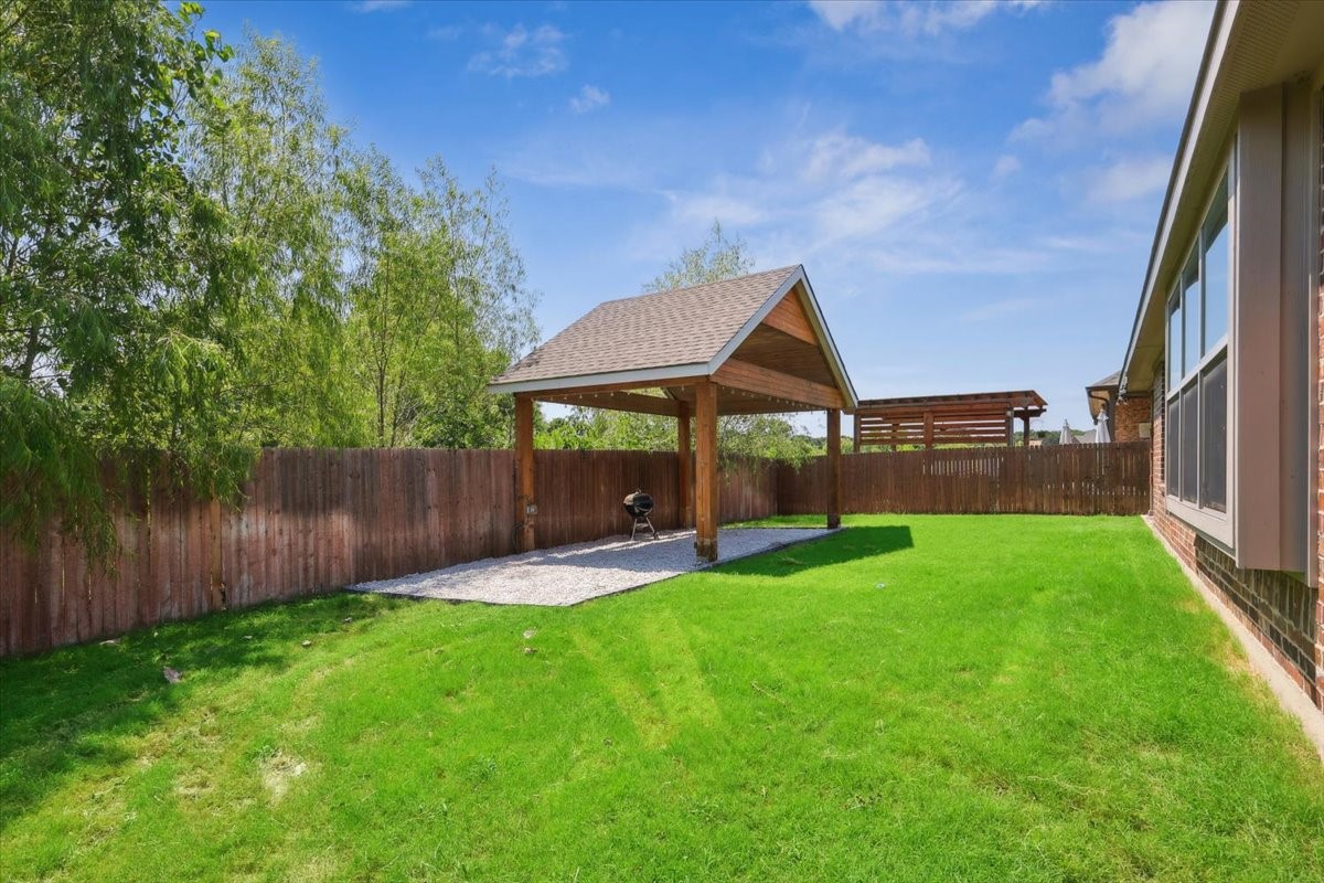 12329 Cedar Knoll Drive
