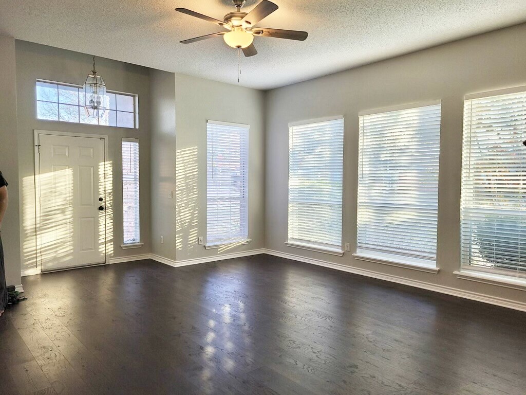 9901 Dixon Court