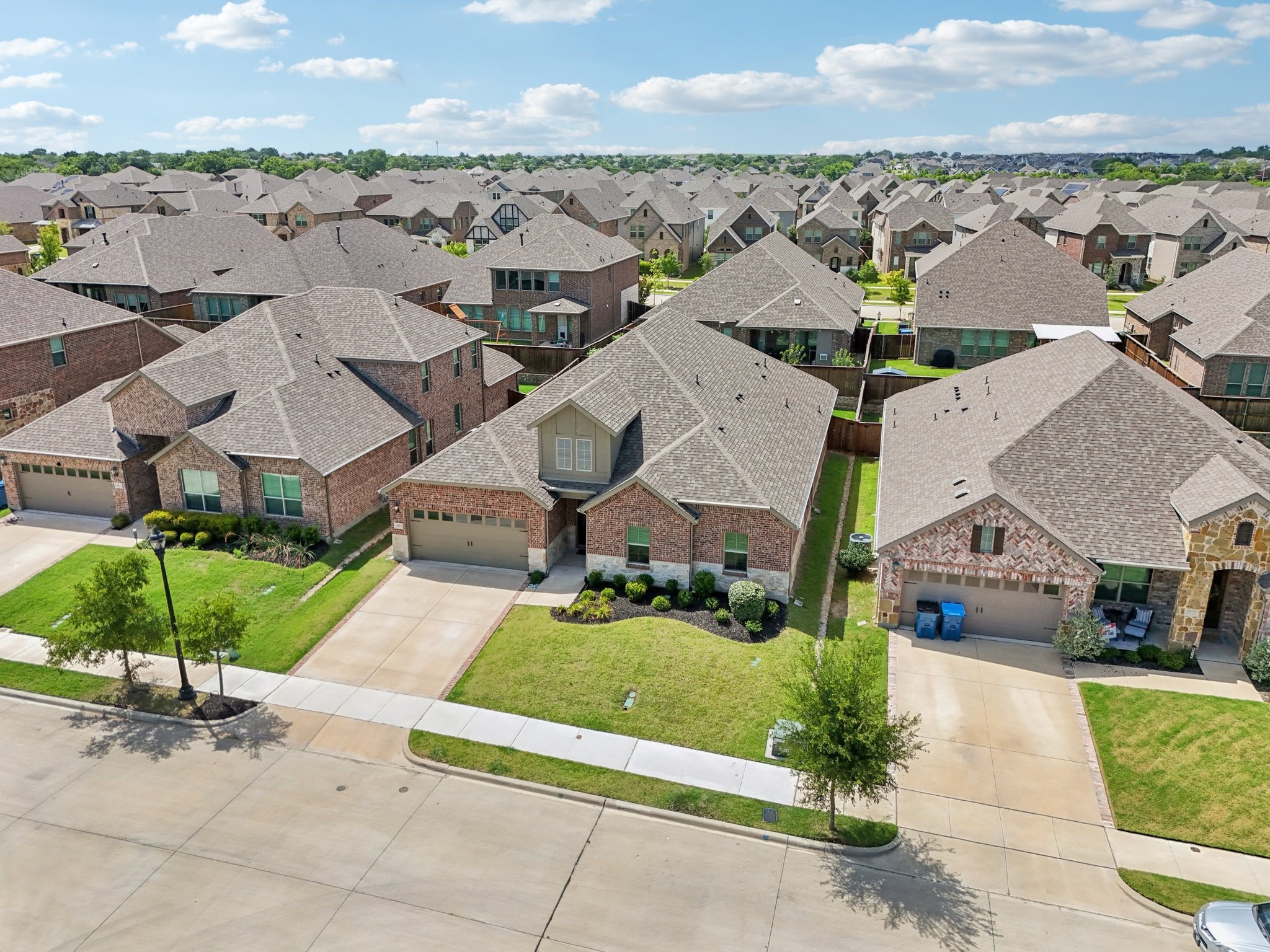 3815 Devine Drive