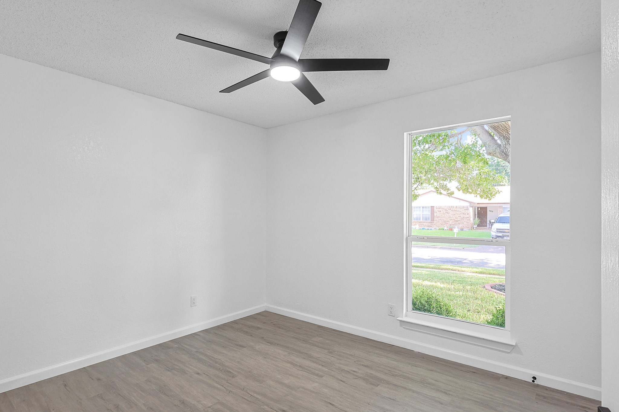 6425 Grasshopper Drive