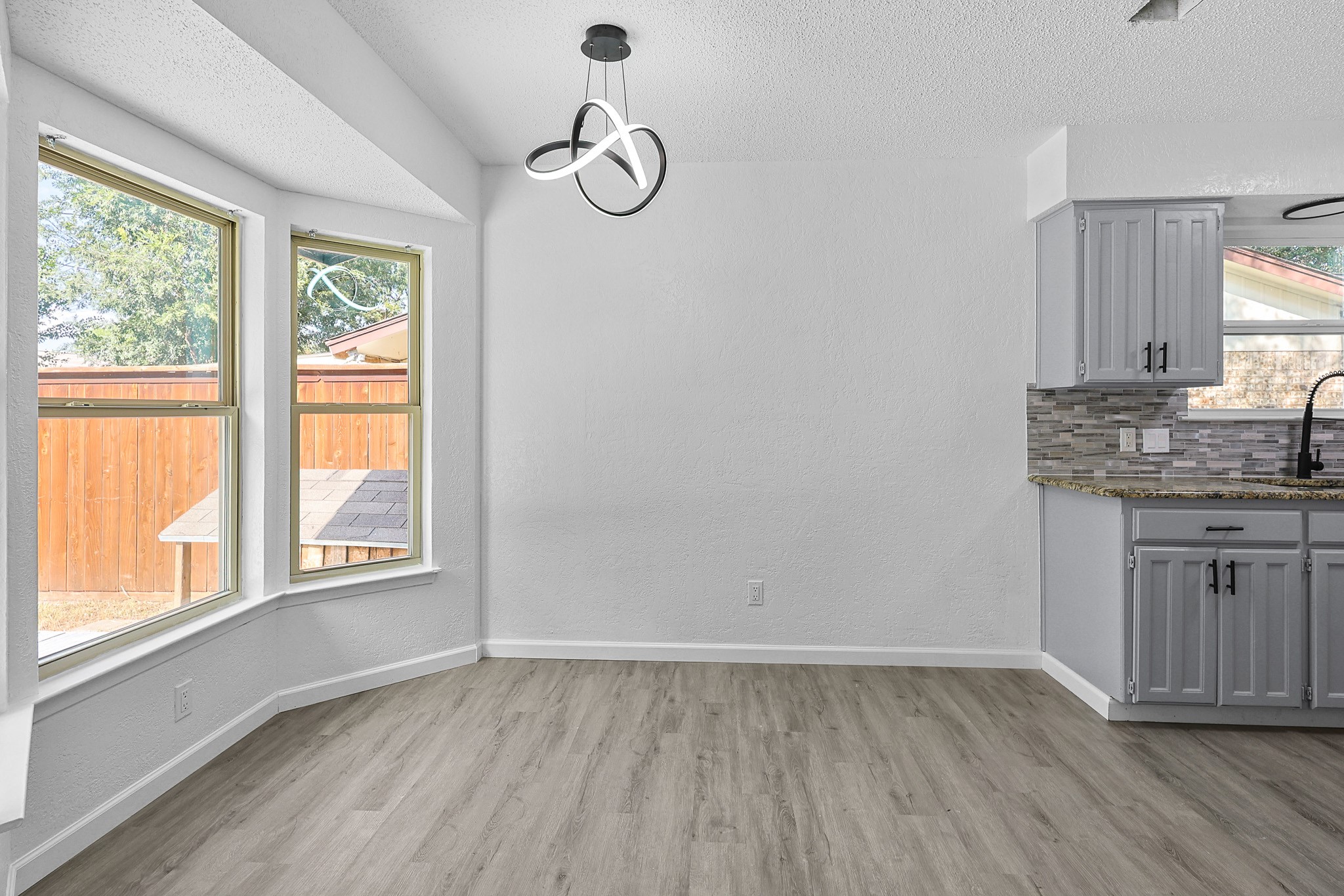 6425 Grasshopper Drive