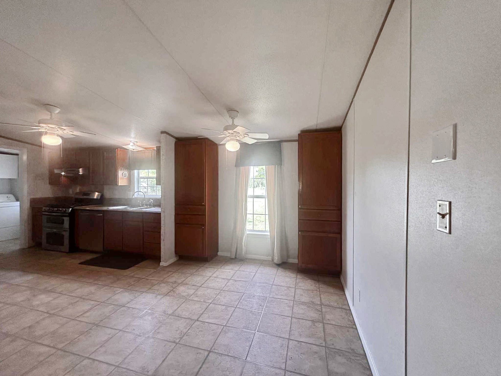 1099 Roy Road