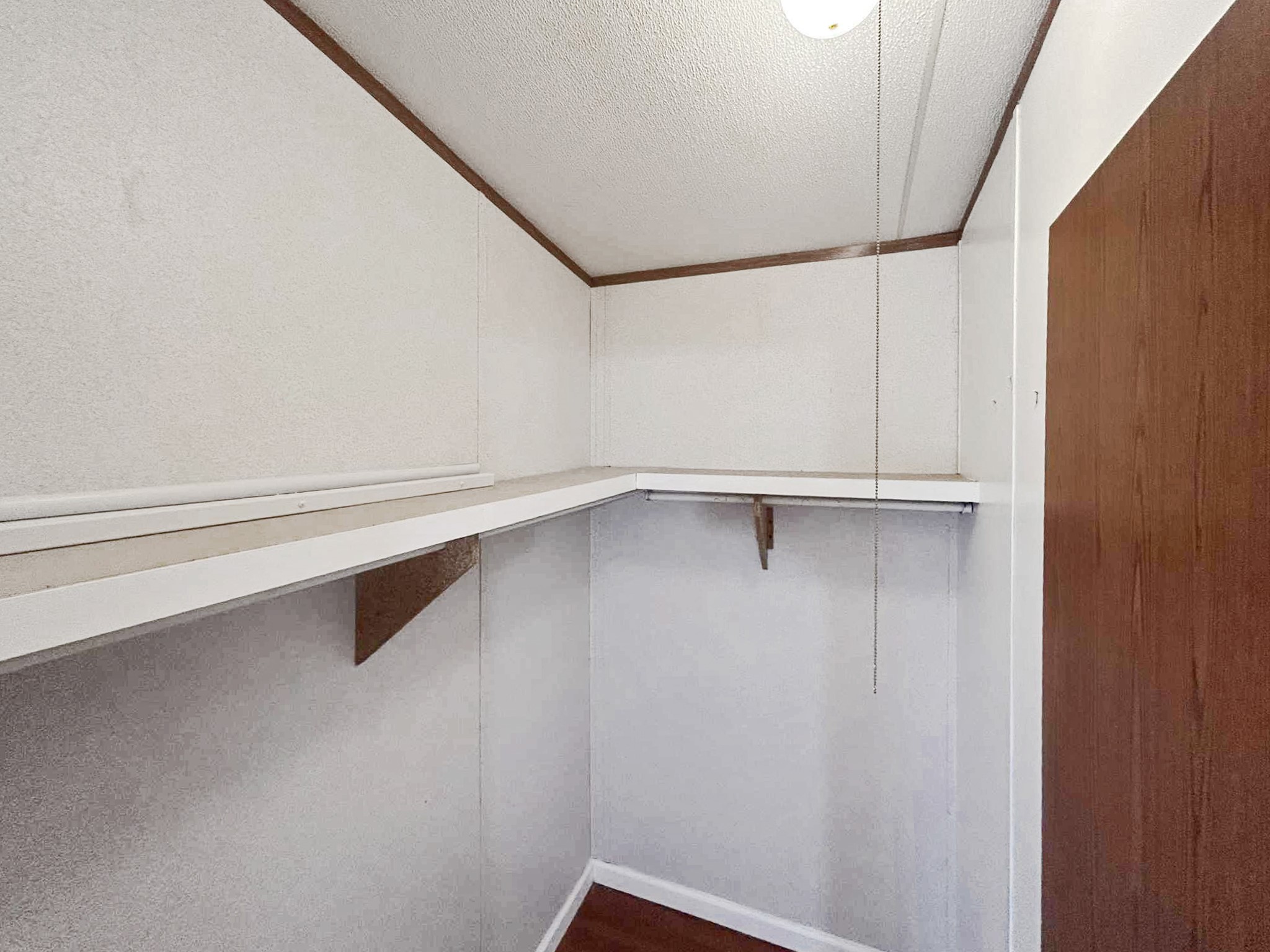 1099 Roy Road