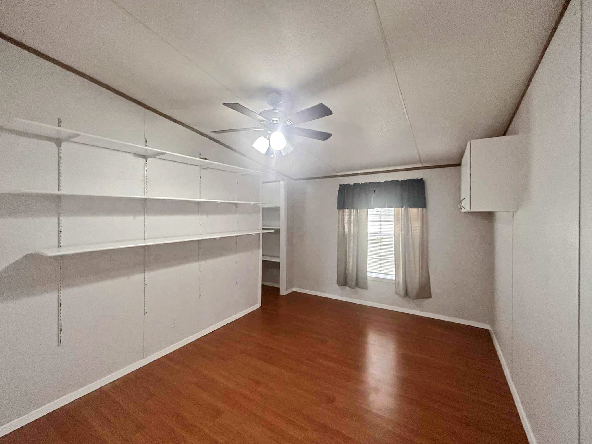 1099 Roy Road
