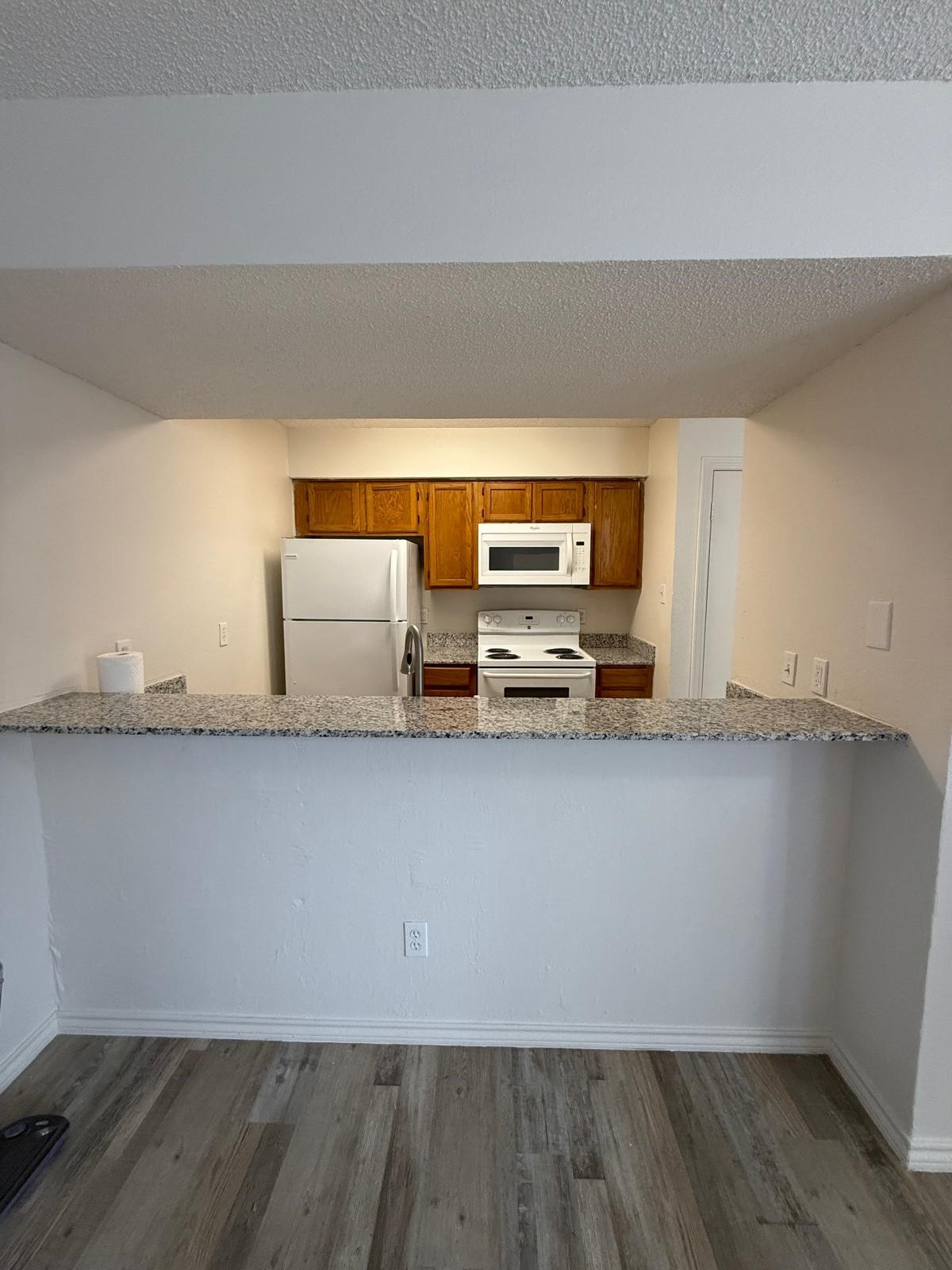 9807 Walnut Street #304
