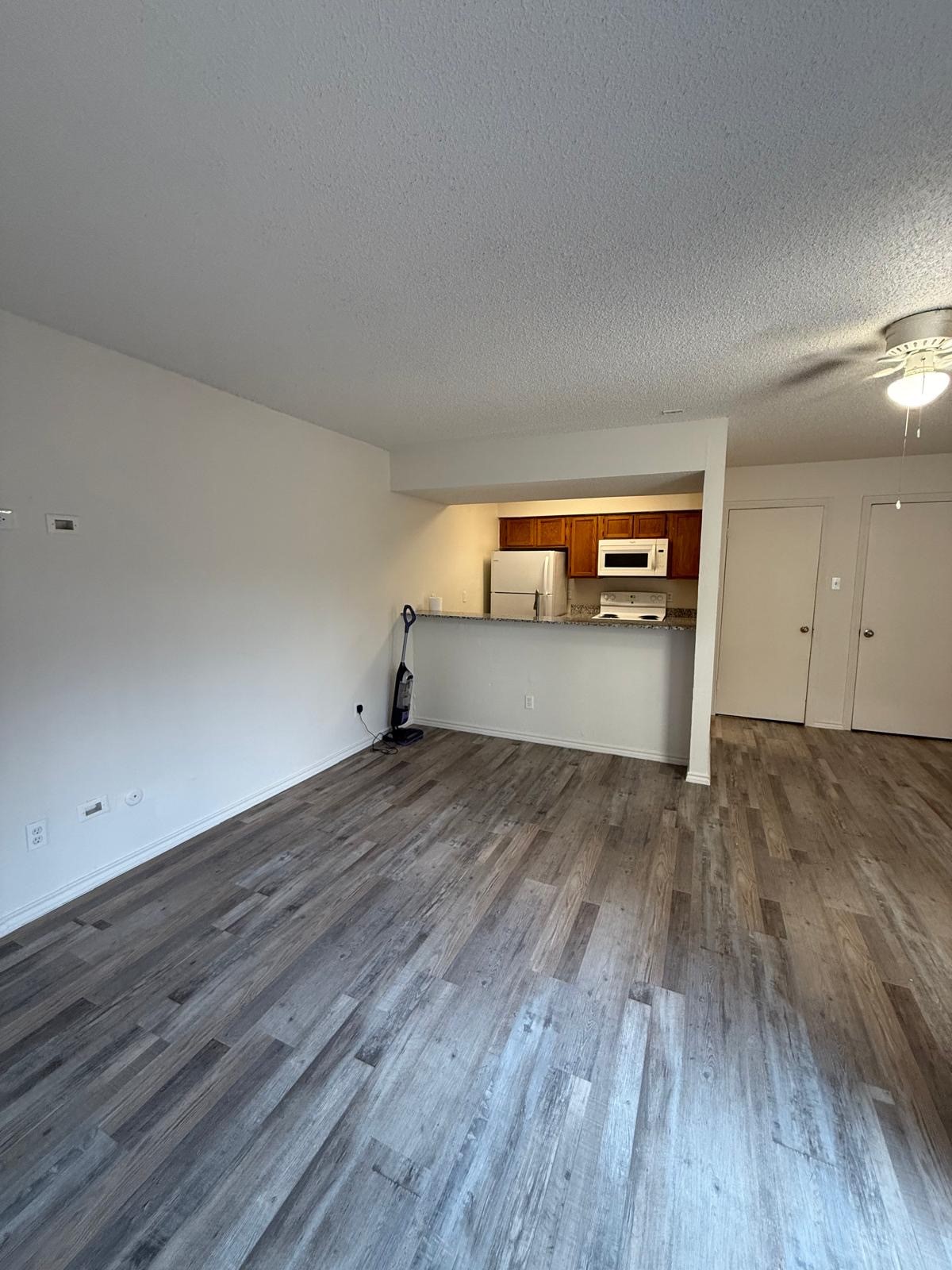 9807 Walnut Street #304