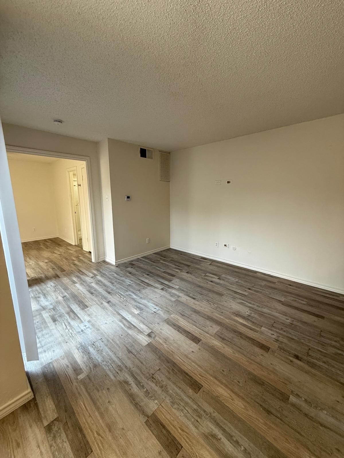 9807 Walnut Street #304