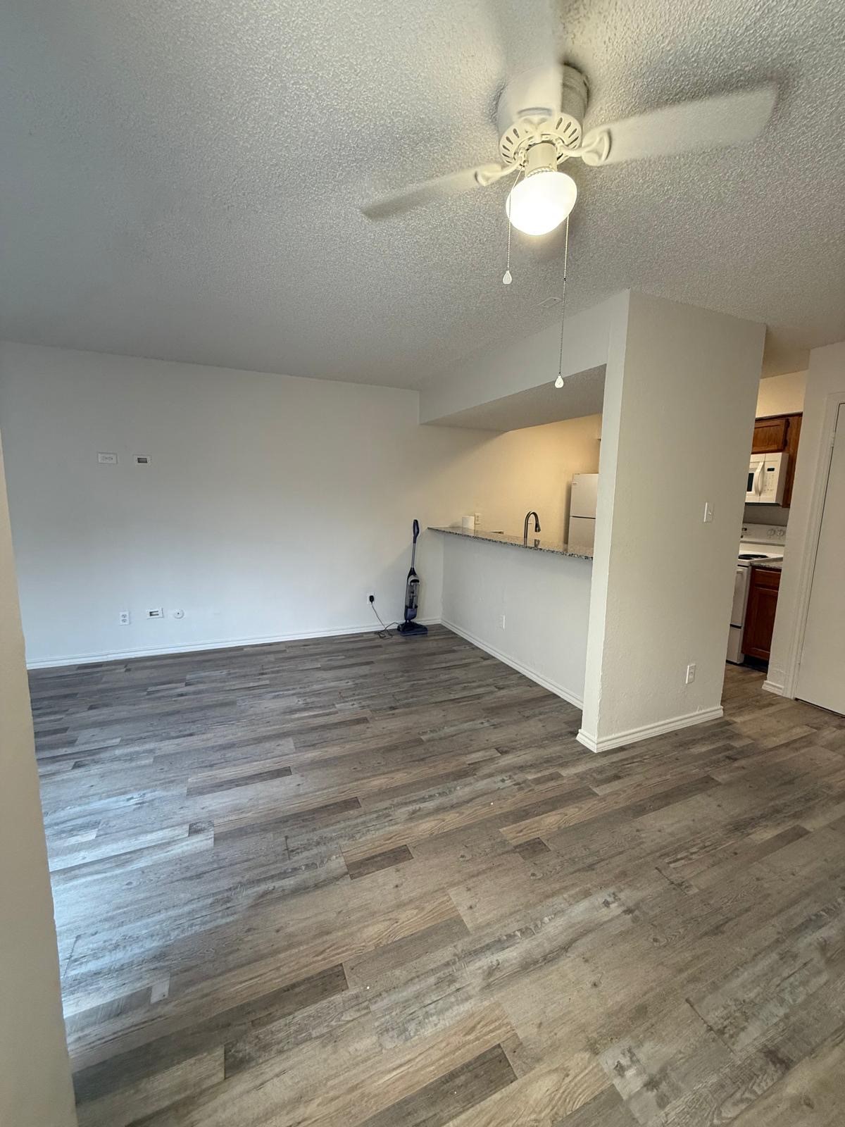 9807 Walnut Street #304