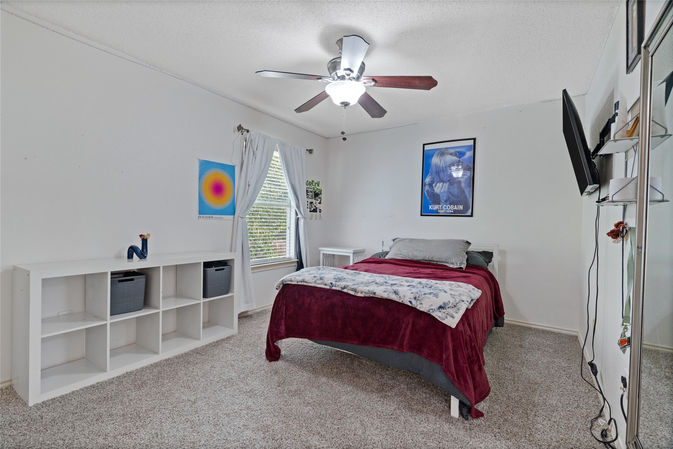 3932 Cedar Ridge Drive