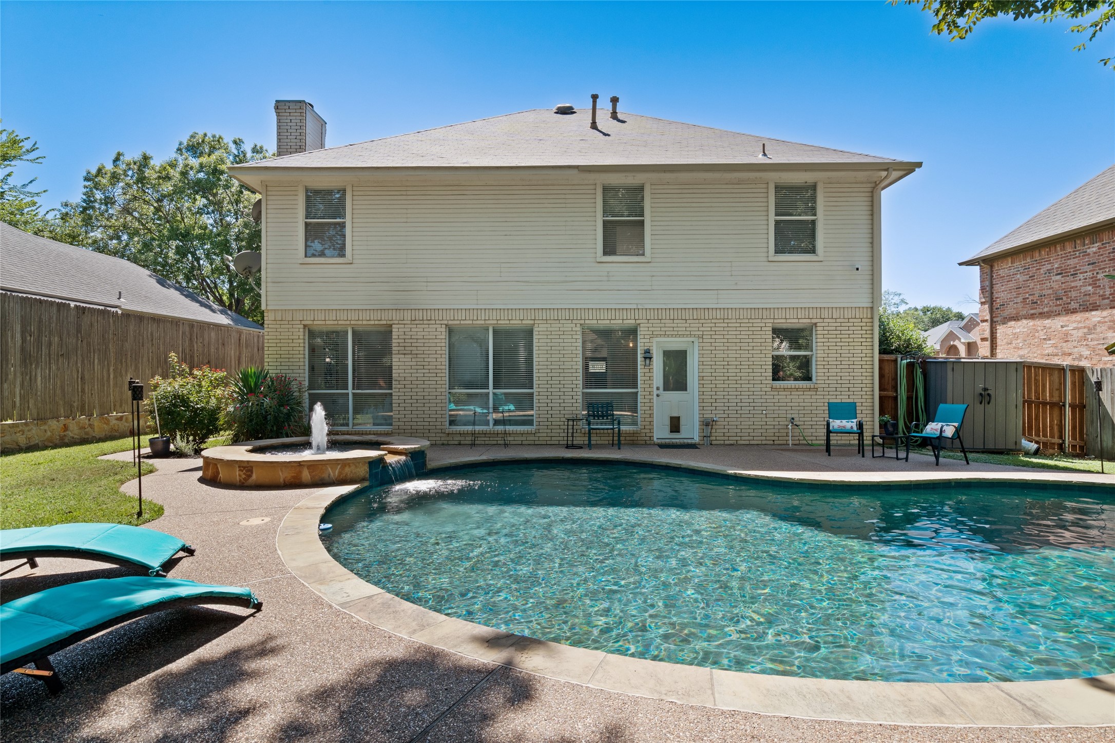 3932 Cedar Ridge Drive