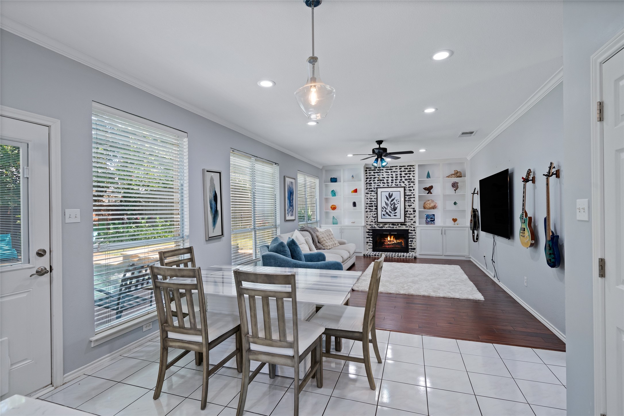 3932 Cedar Ridge Drive