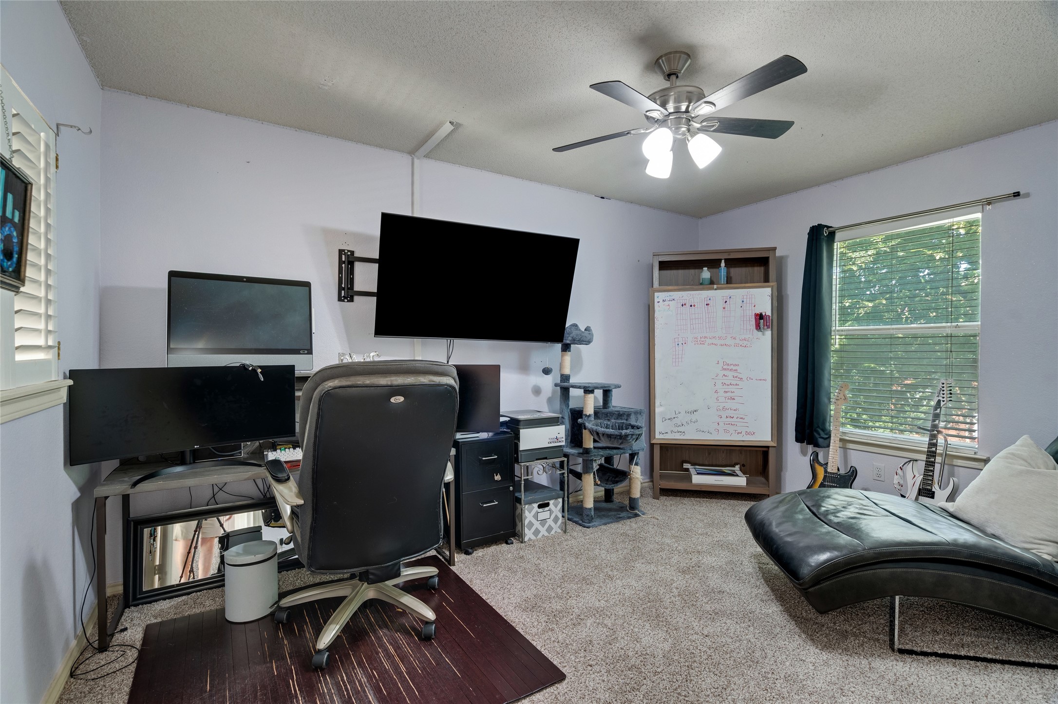 3932 Cedar Ridge Drive