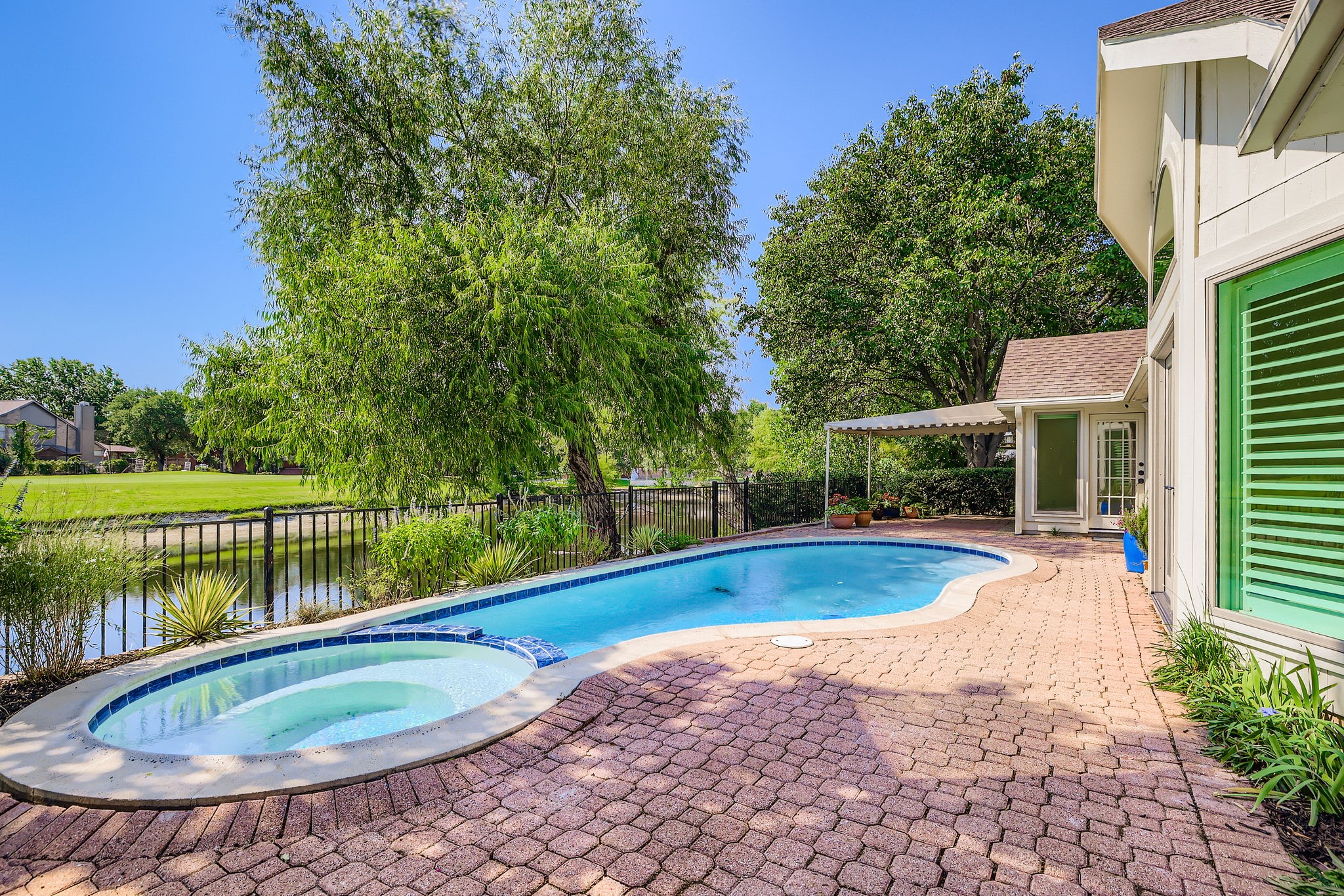5604 Belle Chasse Lane