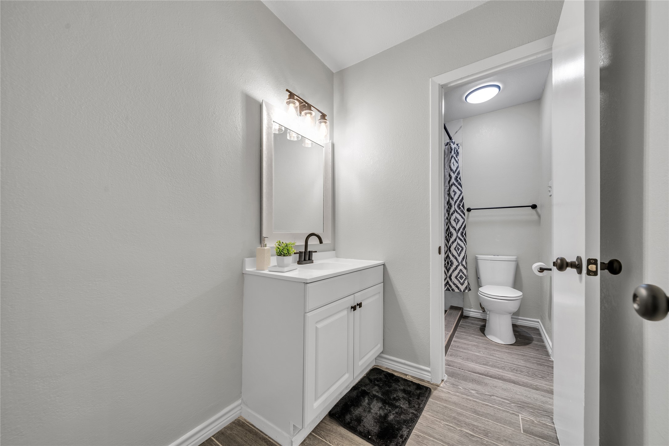 4906 Palo Alto Drive