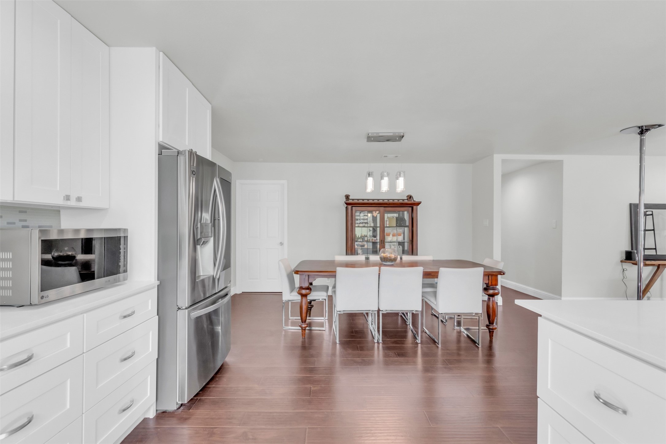 2952 Latham Drive