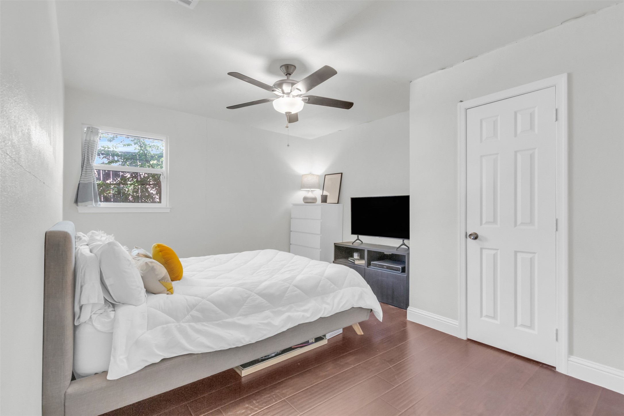 2952 Latham Drive