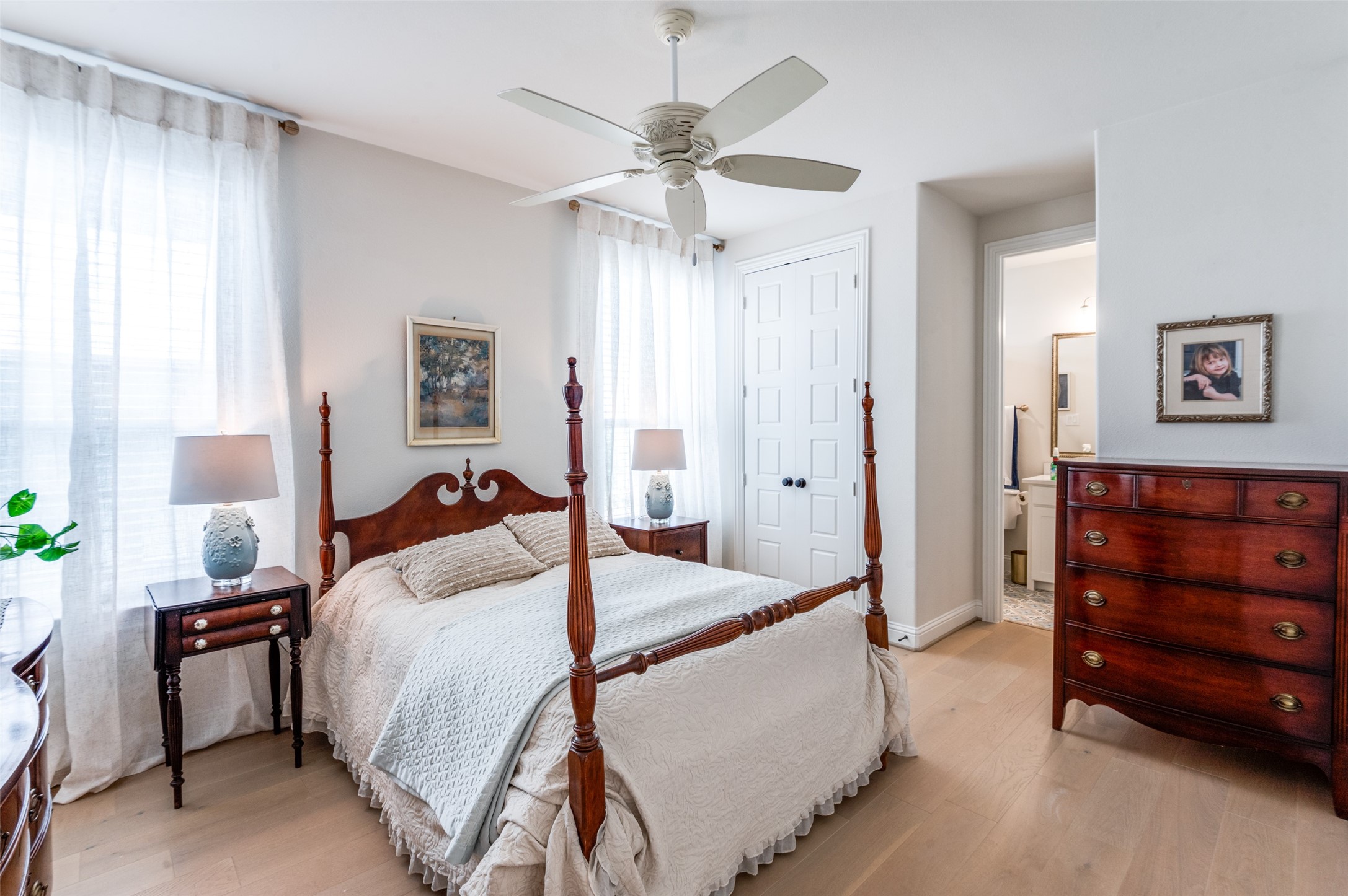 1604 Colonnade Court