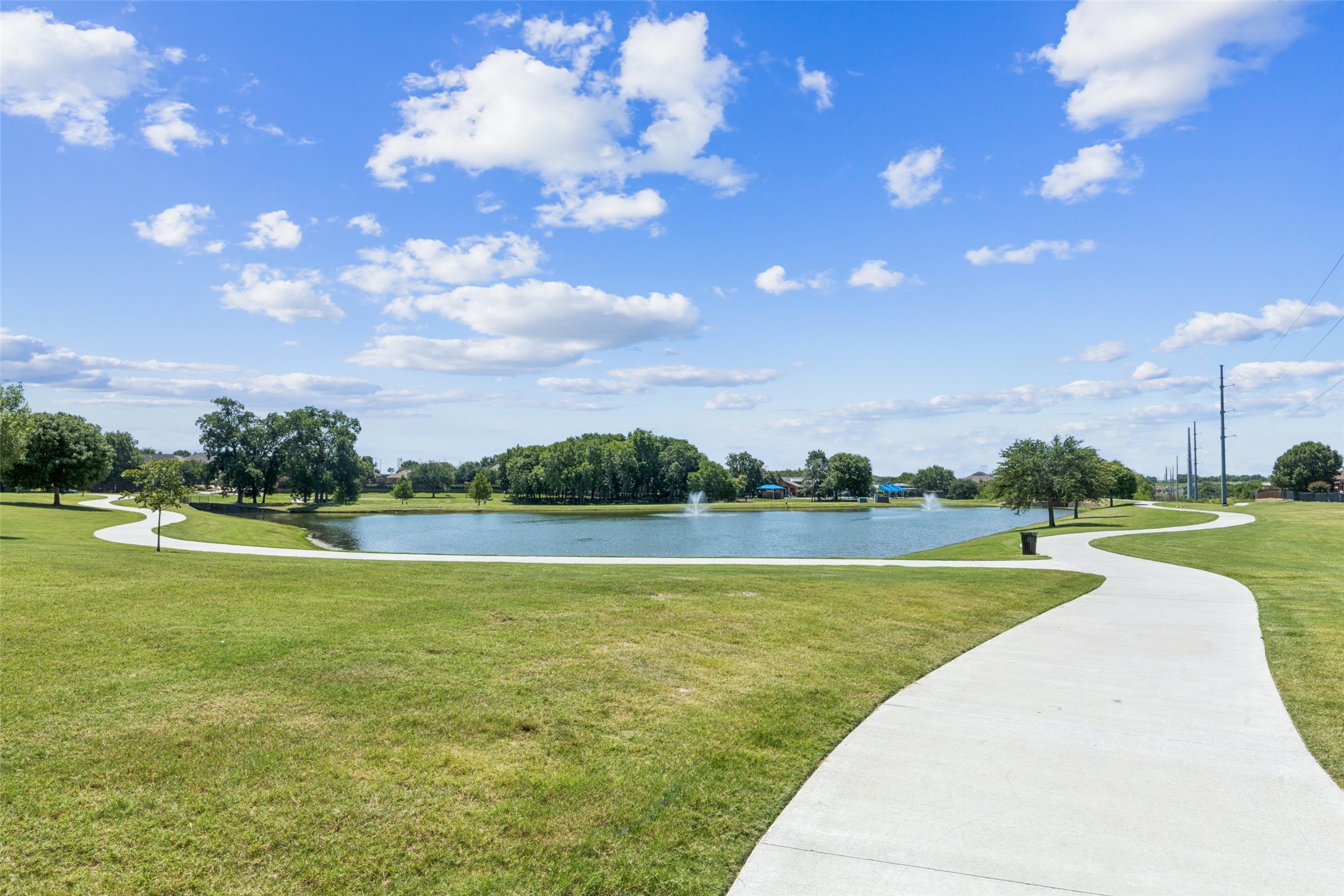 681 Willowview Drive
