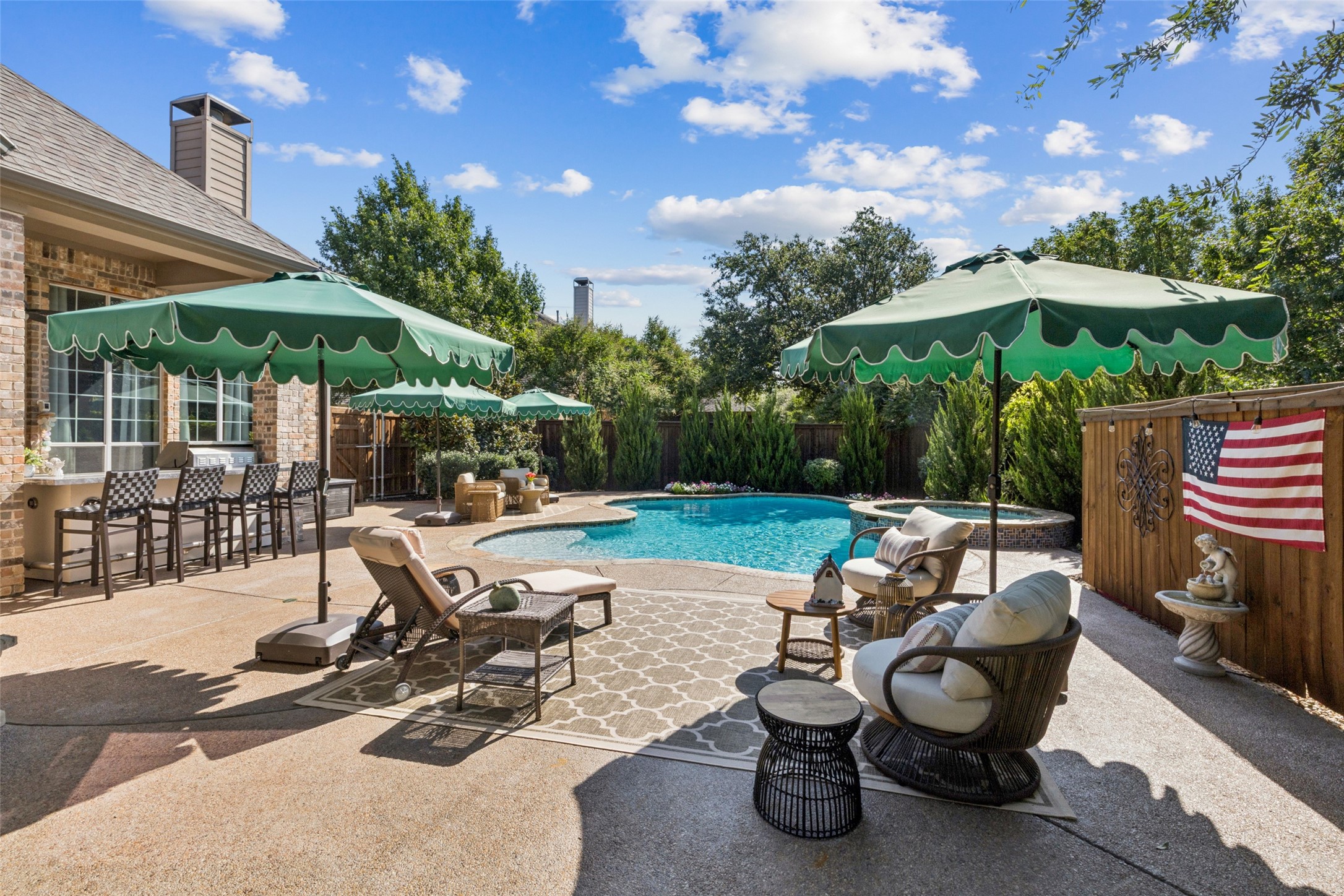 681 Willowview Drive