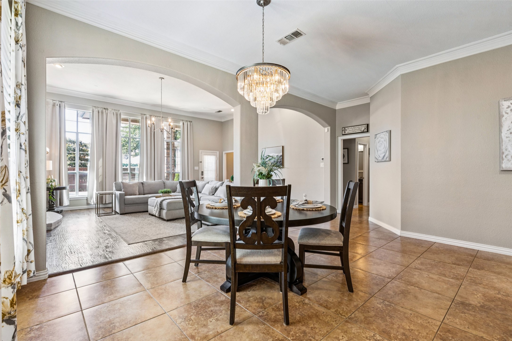 681 Willowview Drive