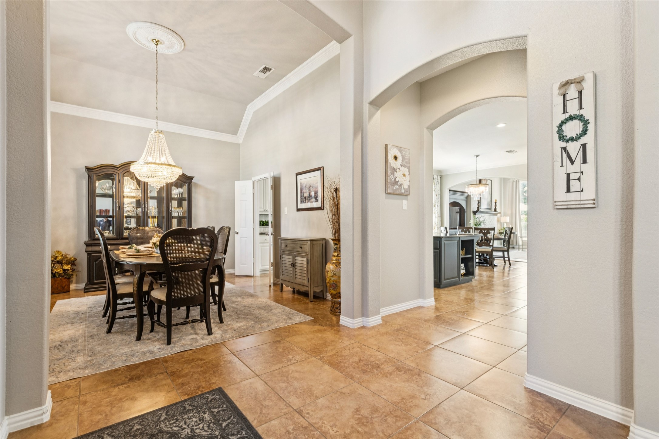 681 Willowview Drive