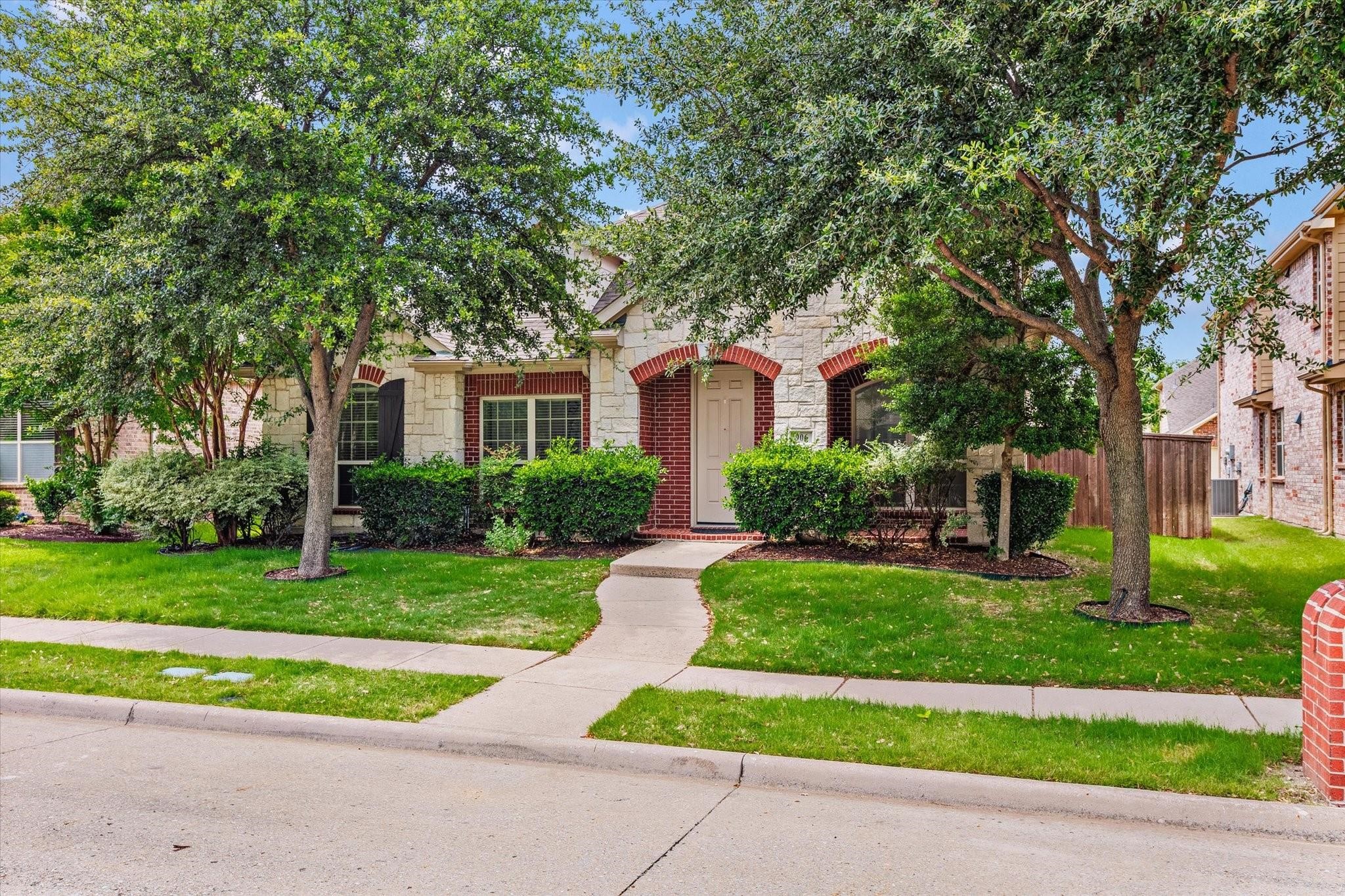 906 Cougar Drive