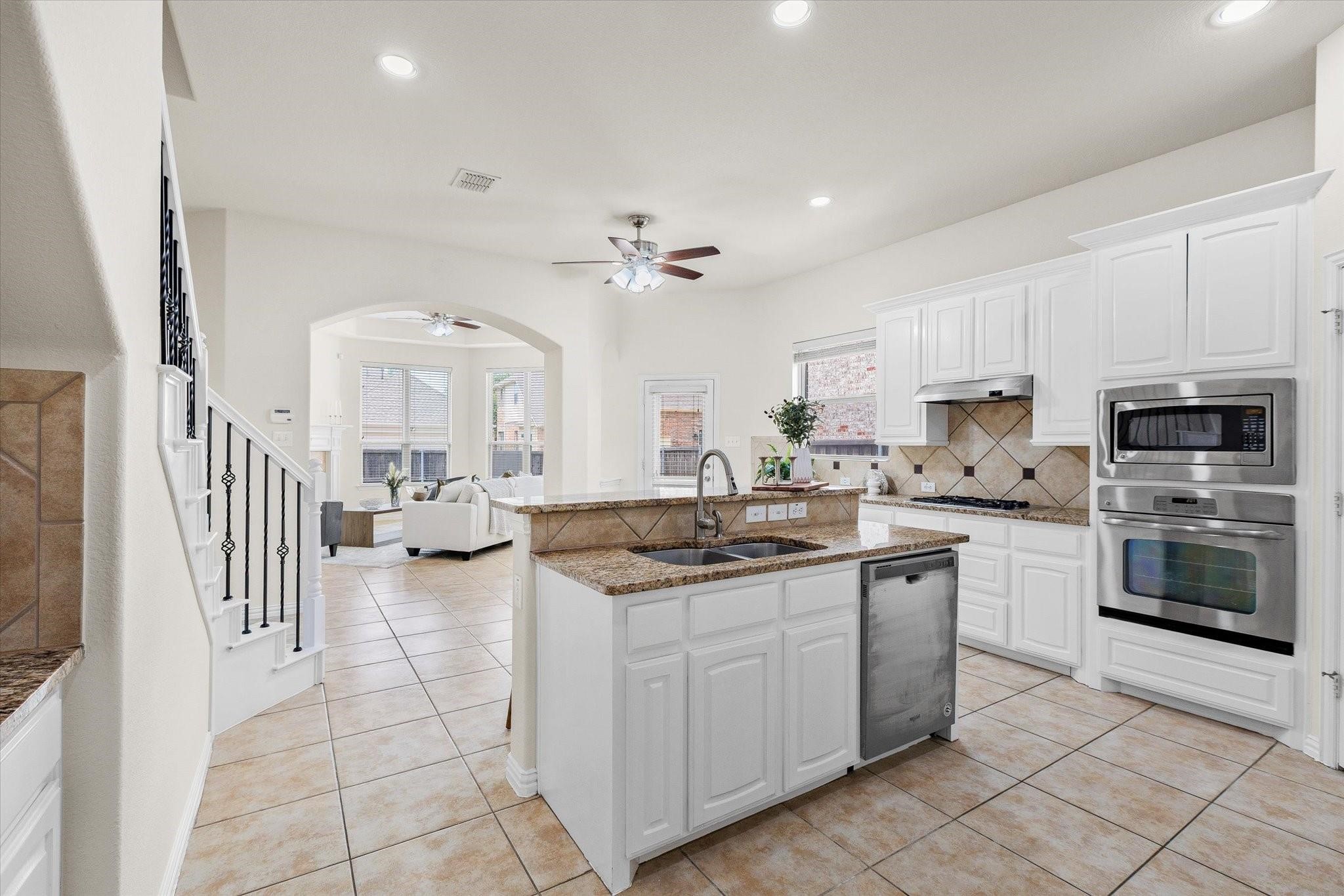 906 Cougar Drive