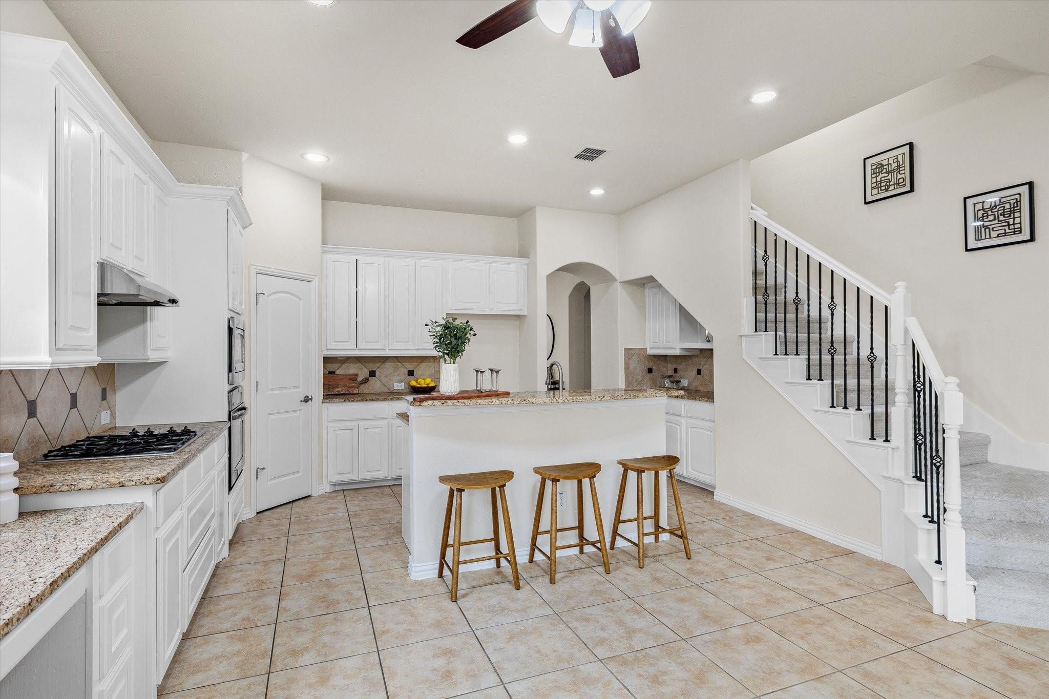 906 Cougar Drive