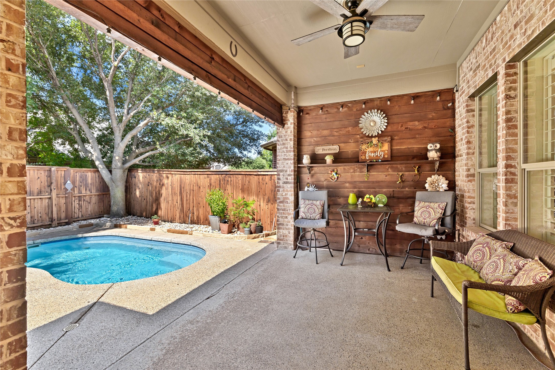 810 Senna Drive