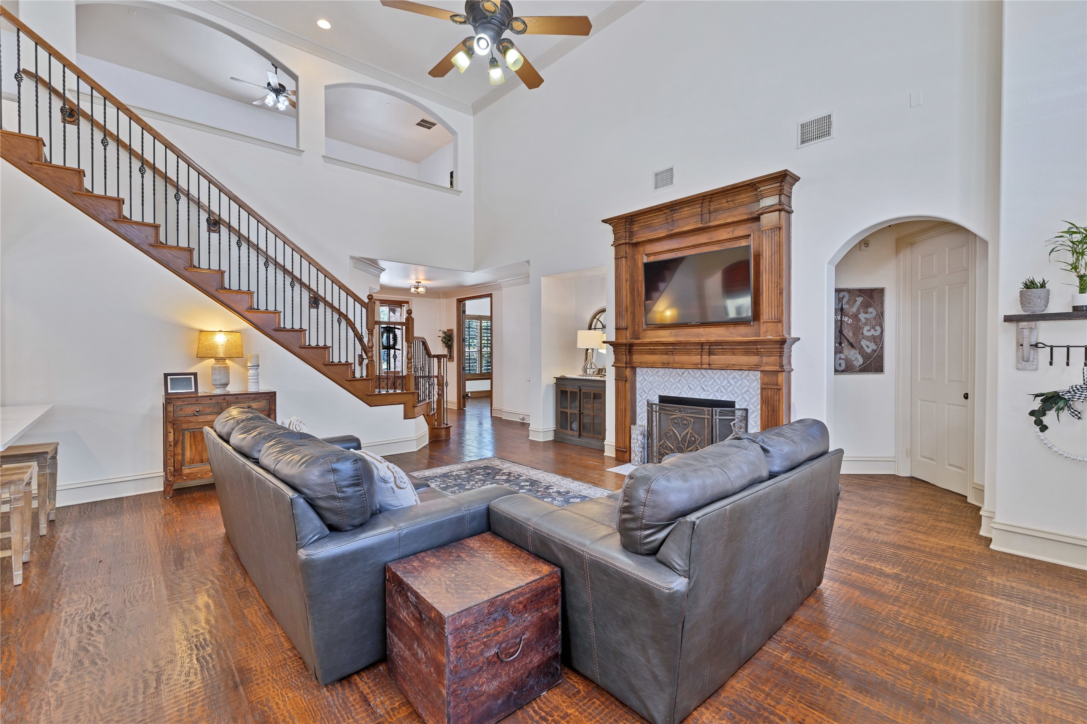 810 Senna Drive