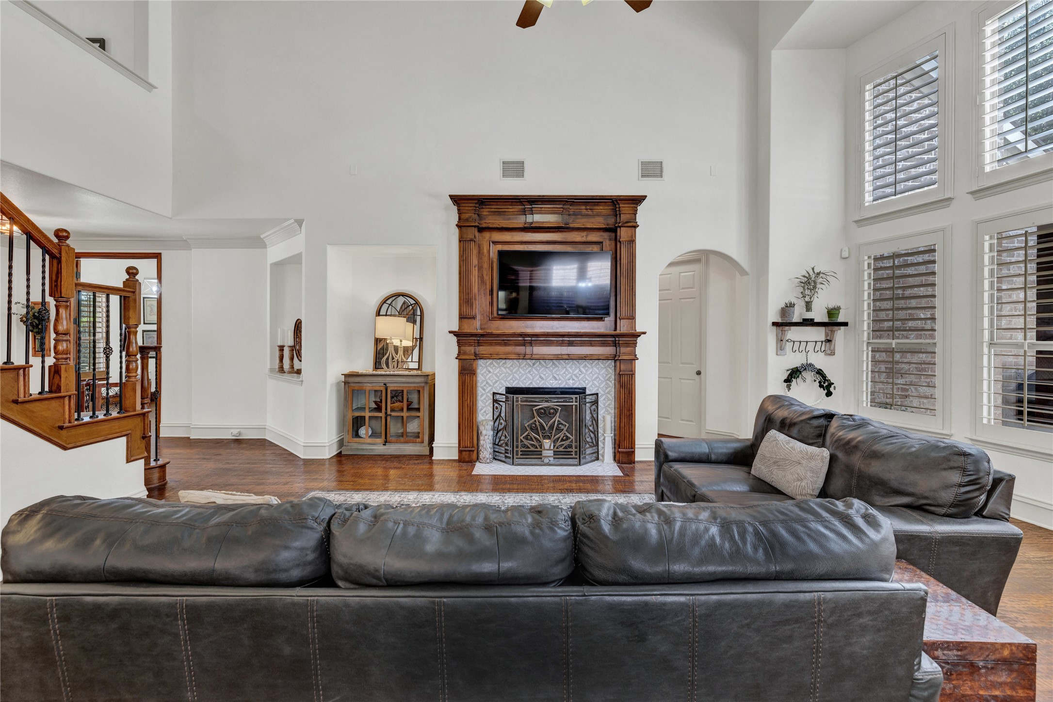810 Senna Drive