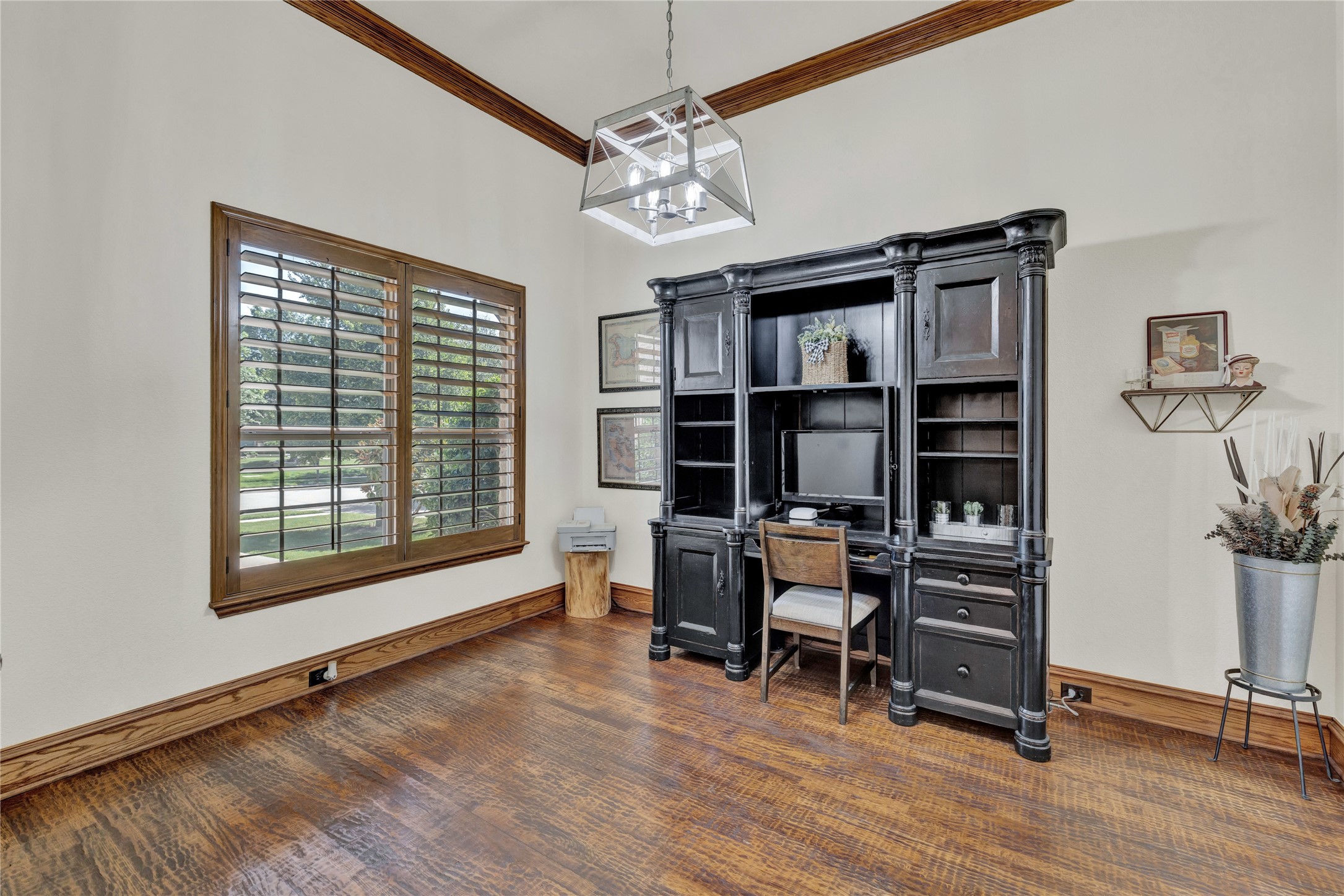 810 Senna Drive