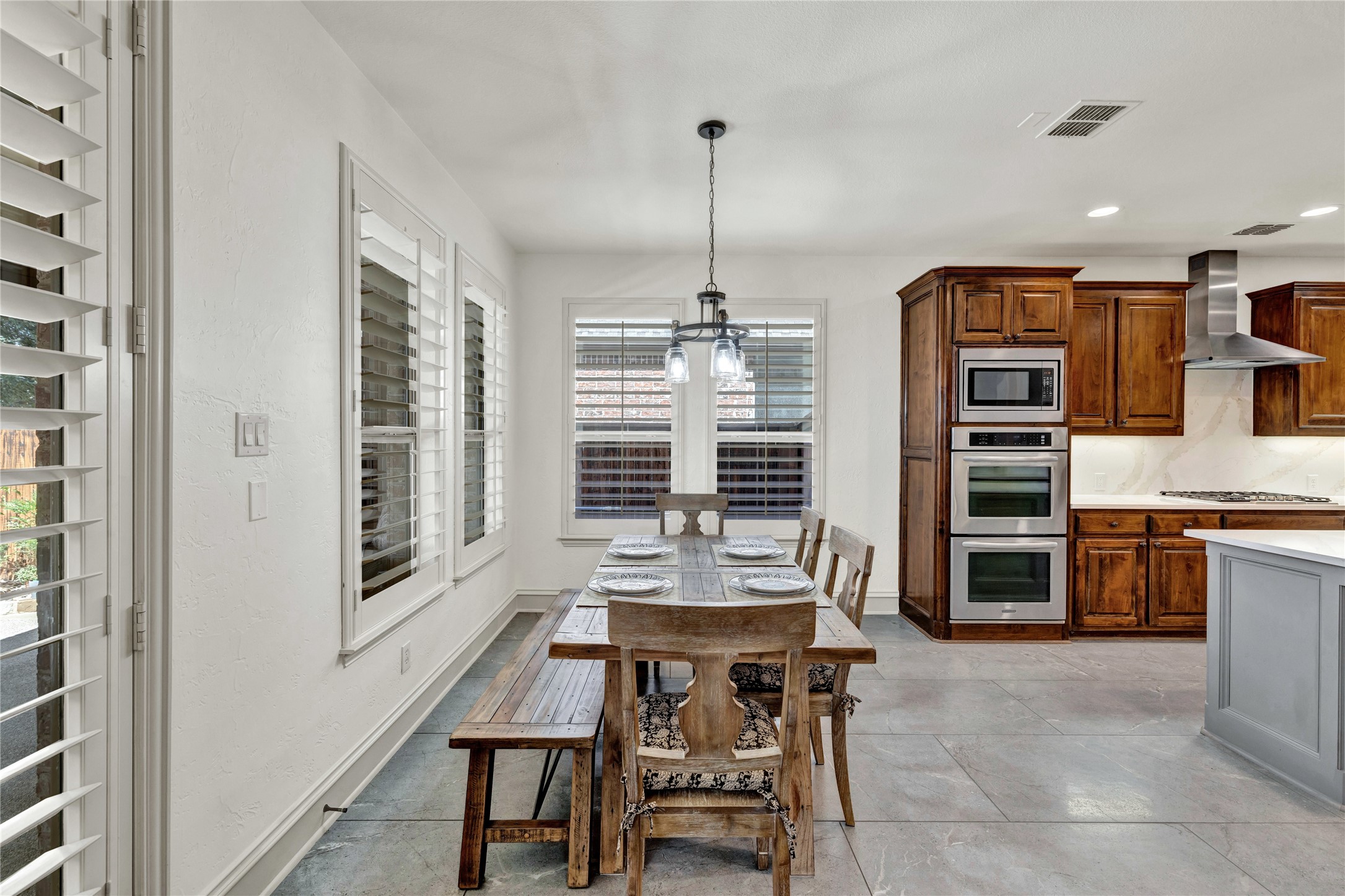 810 Senna Drive
