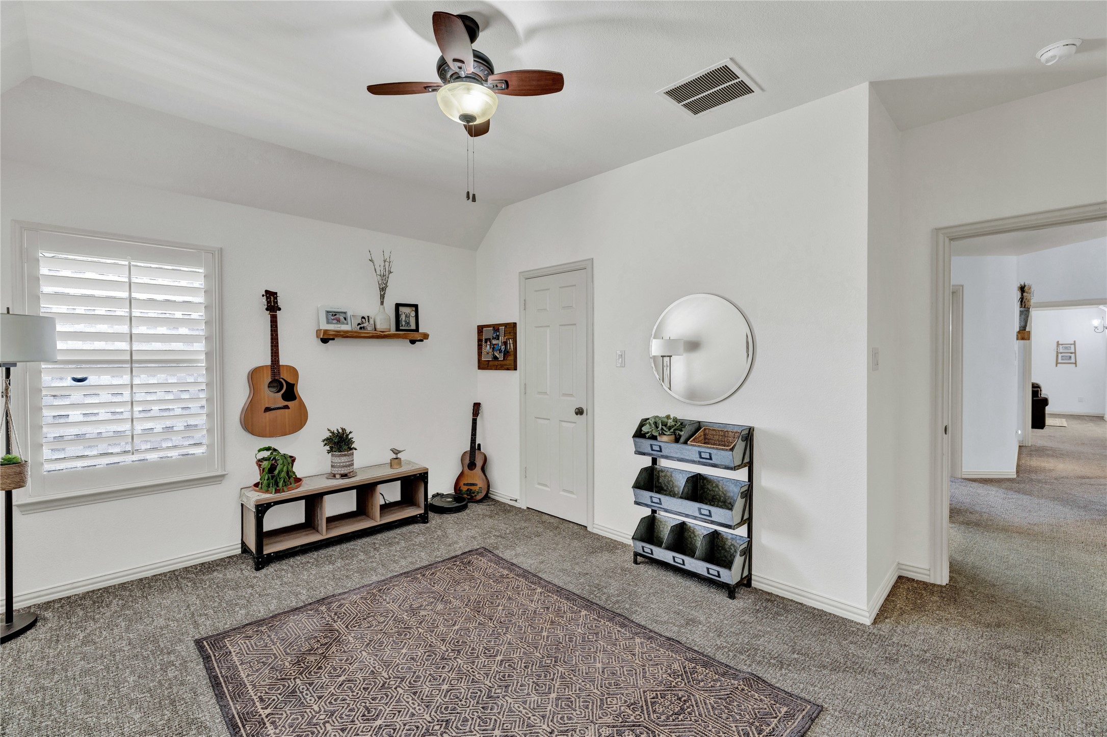 810 Senna Drive