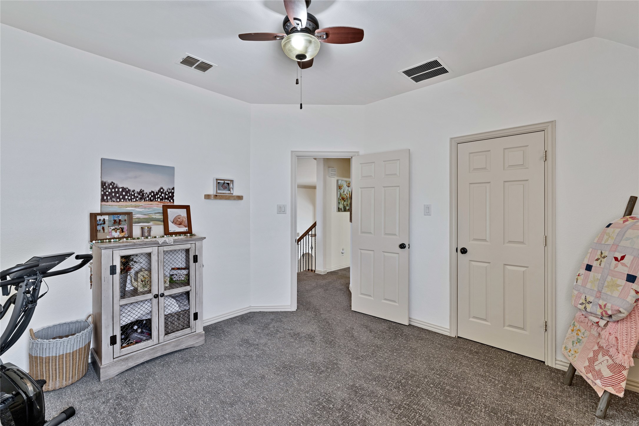 810 Senna Drive