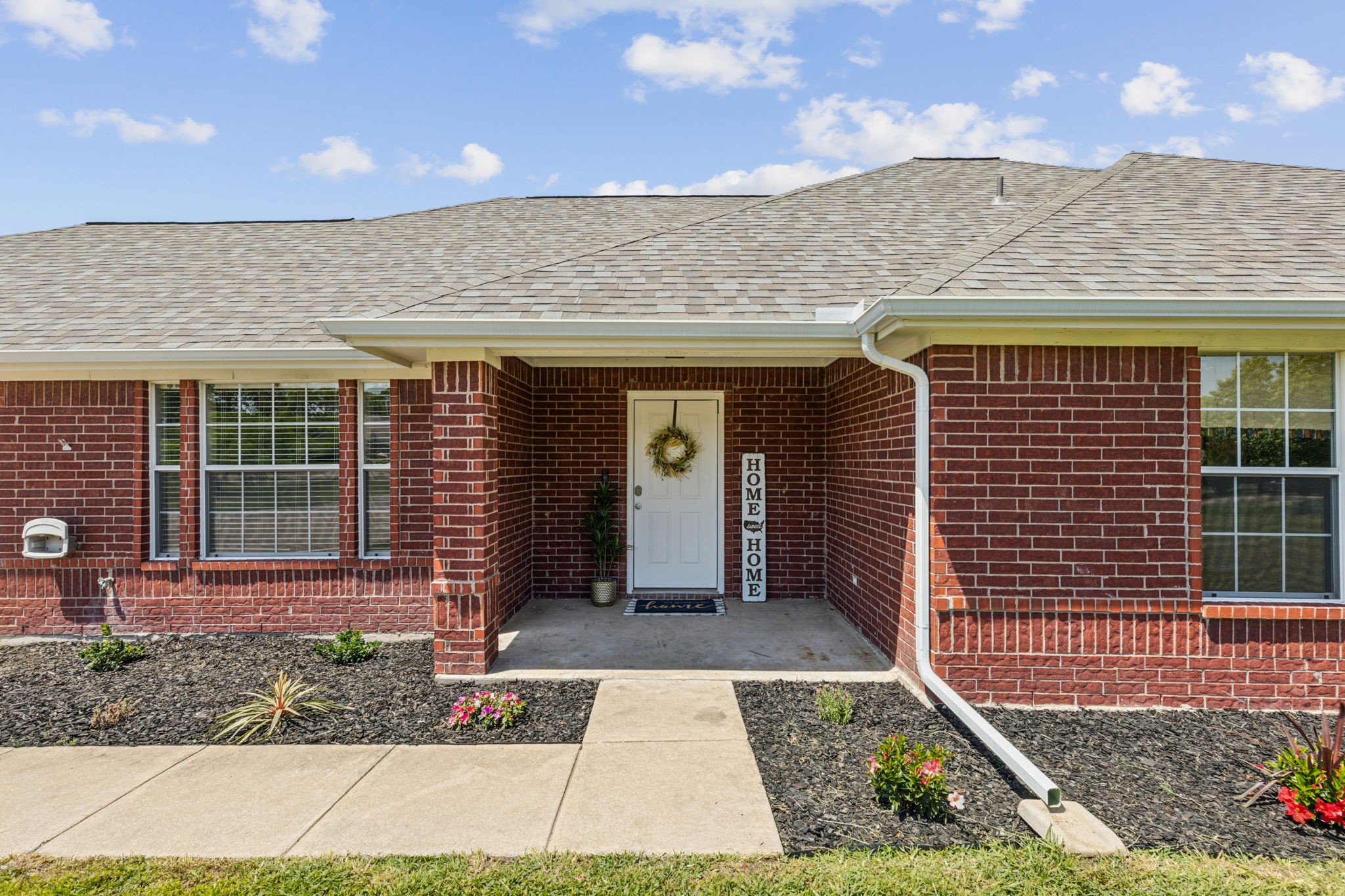 830 Cross Timbers Drive