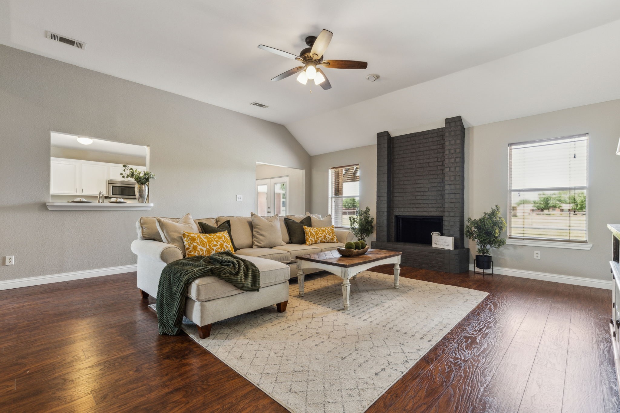 830 Cross Timbers Drive