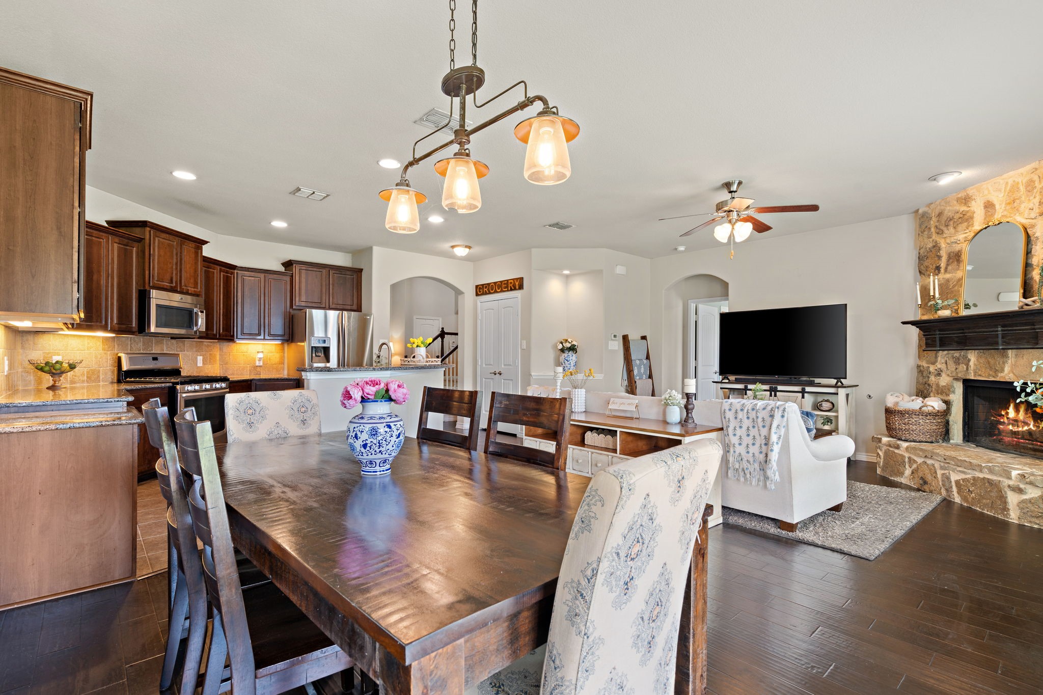 207 Pleasant Hill Lane