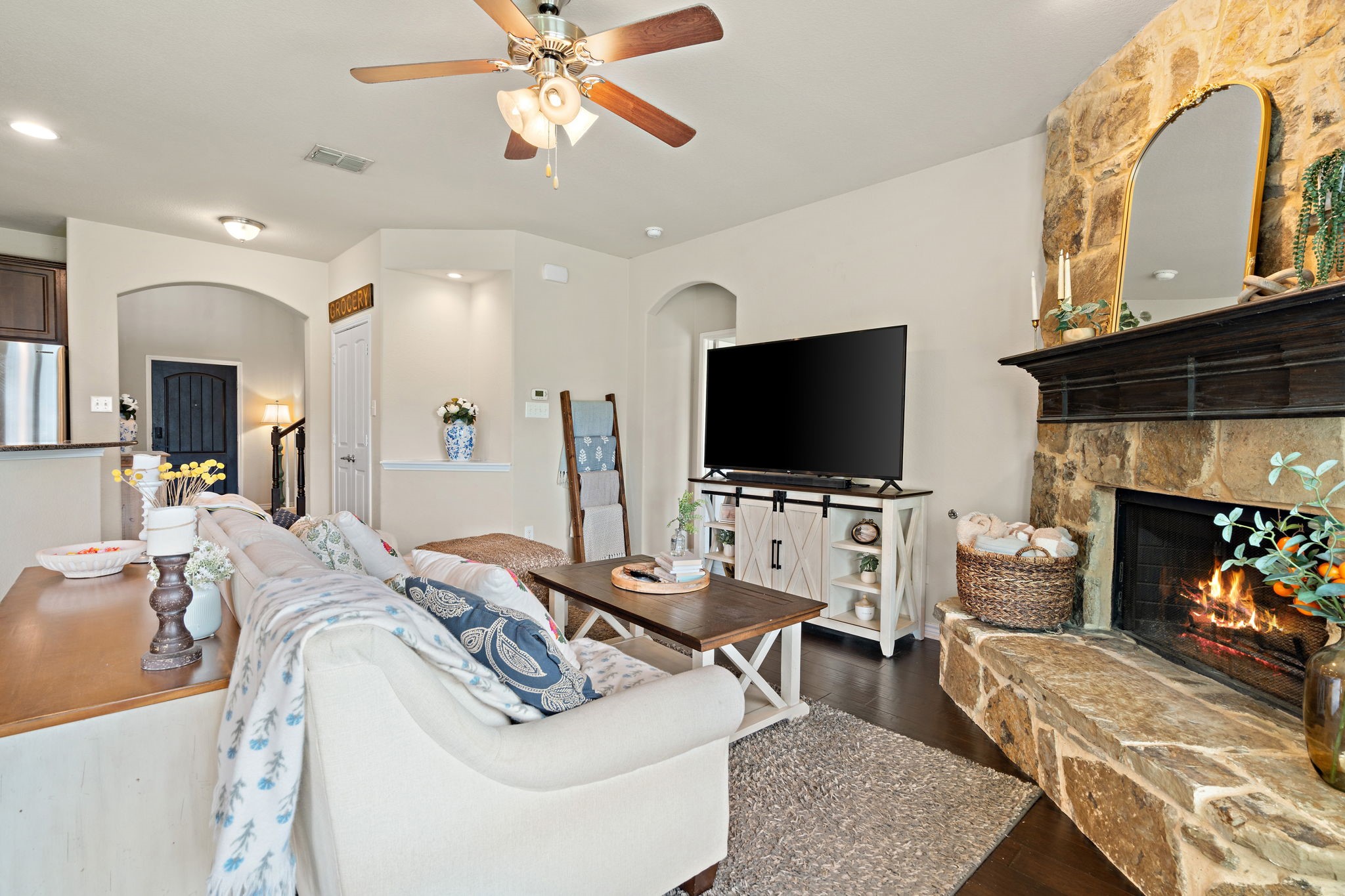 207 Pleasant Hill Lane