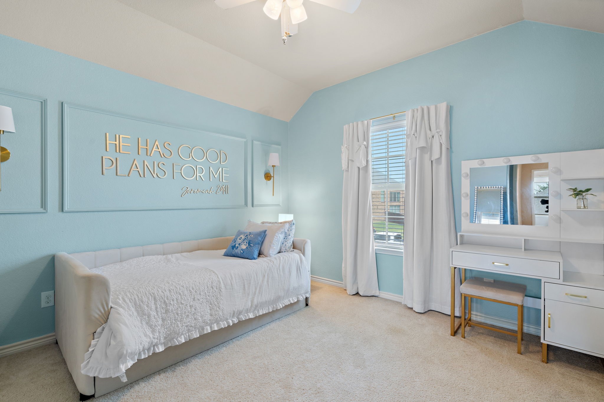 207 Pleasant Hill Lane