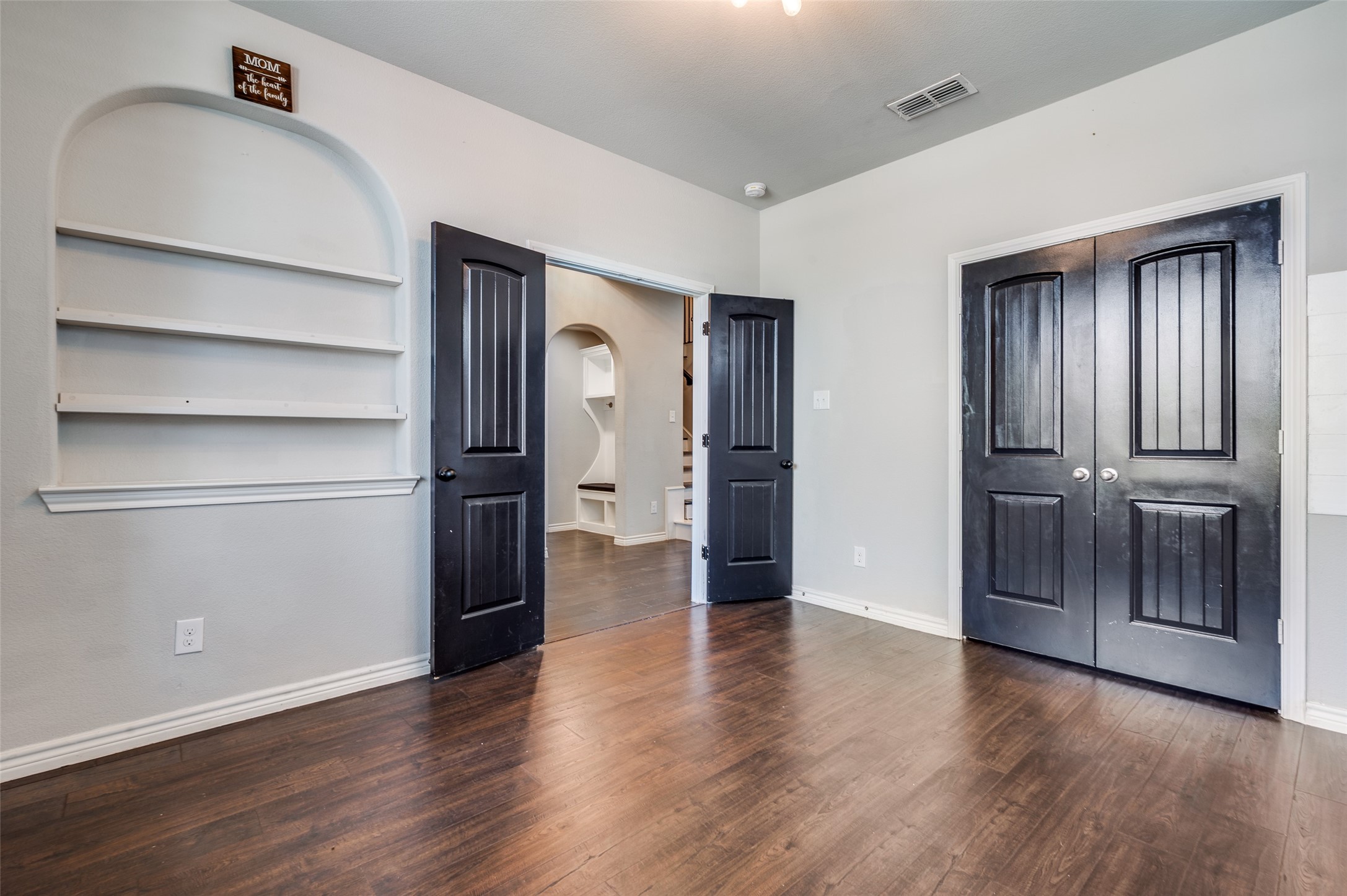 3717 Harbour Mist Trail