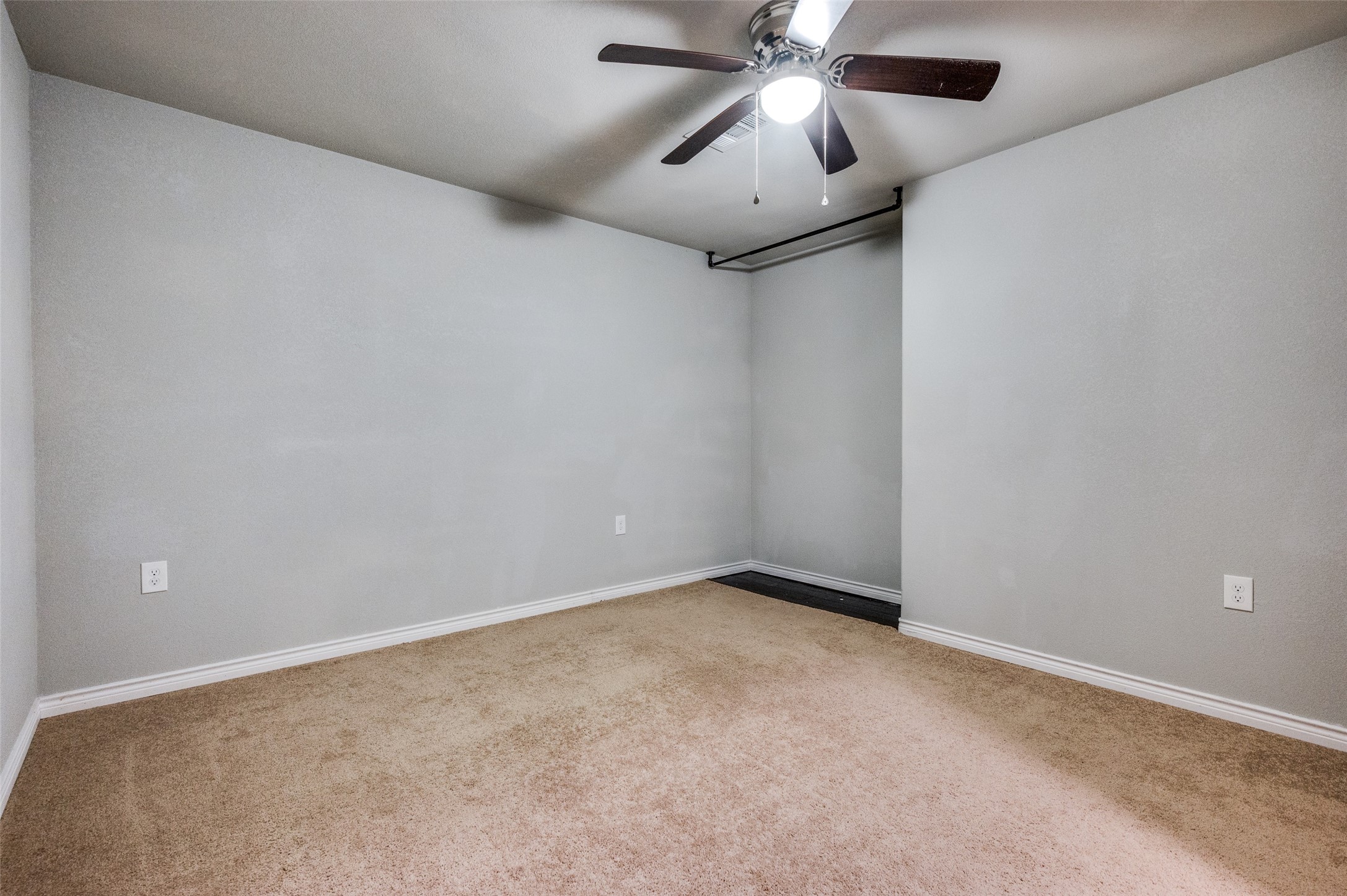 3717 Harbour Mist Trail