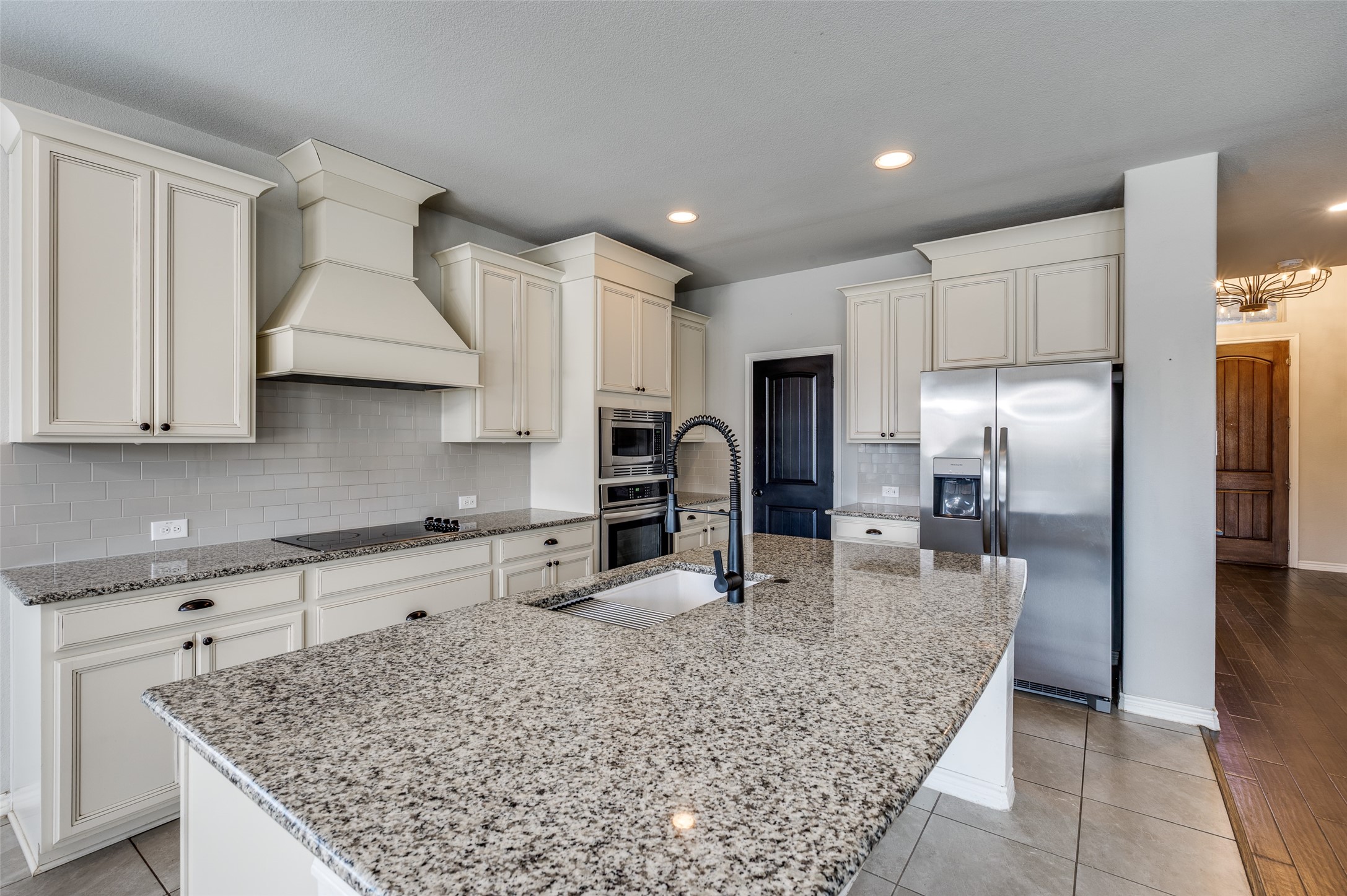 3717 Harbour Mist Trail