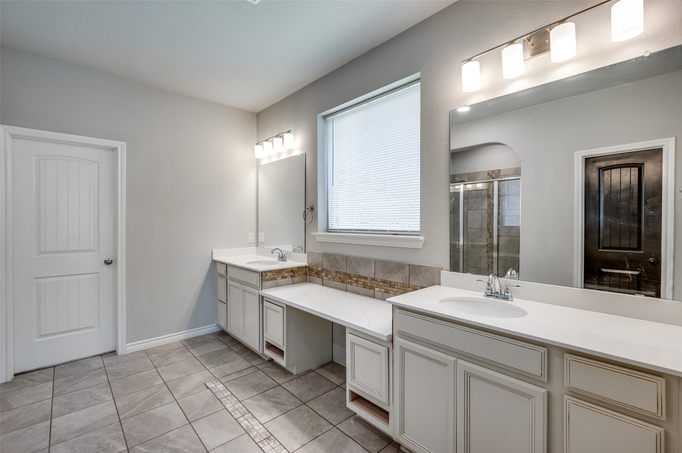 3717 Harbour Mist Trail