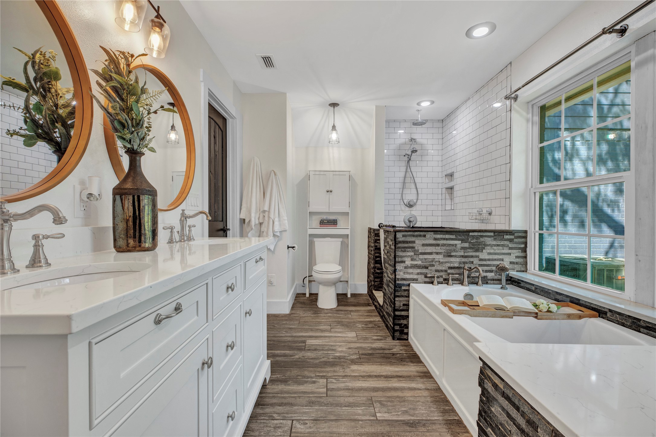 717 Woodbine Estates Road
