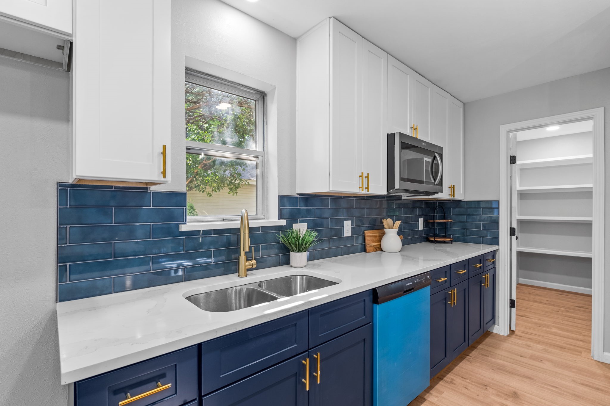 13031 Glenside Drive