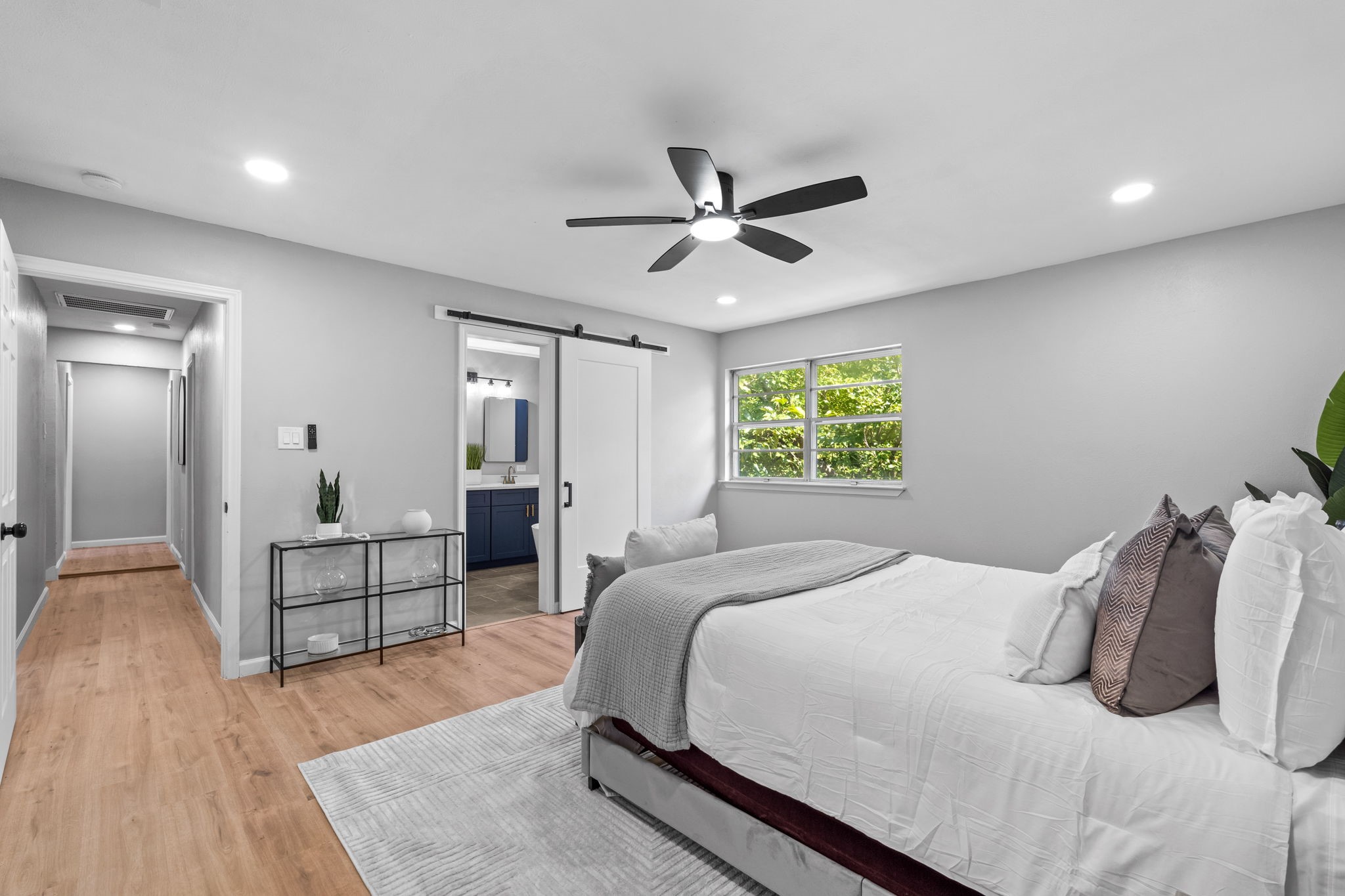 13031 Glenside Drive